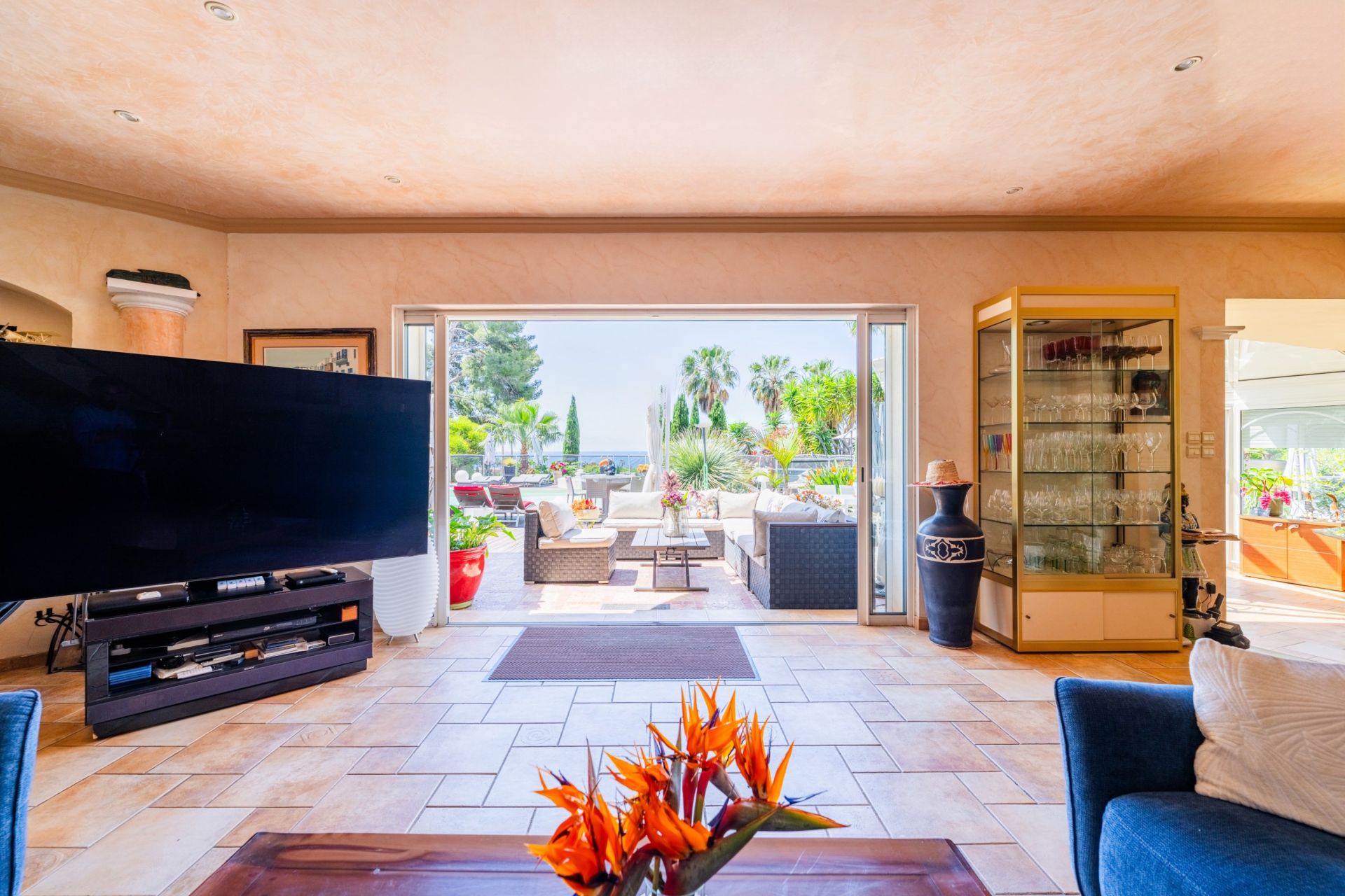 maison de luxe 10 Pièces en vente sur CARQUEIRANNE (83320)