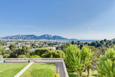 Sale Luxury apartment Marseille 8 3 Rooms 90 m²