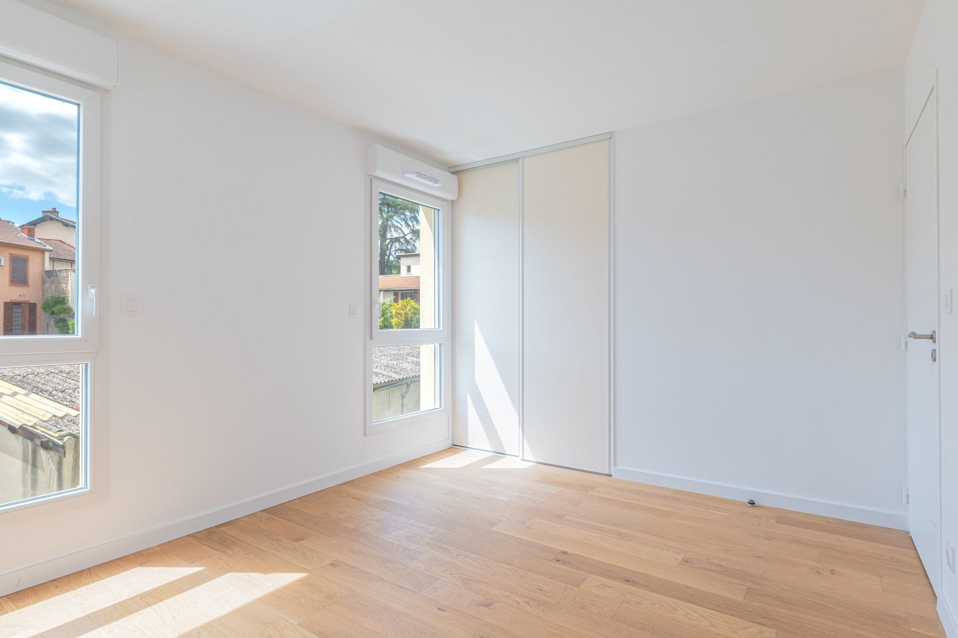 appartement de luxe 5 Pièces en vente sur CHAMPAGNE AU MONT D OR (69410)