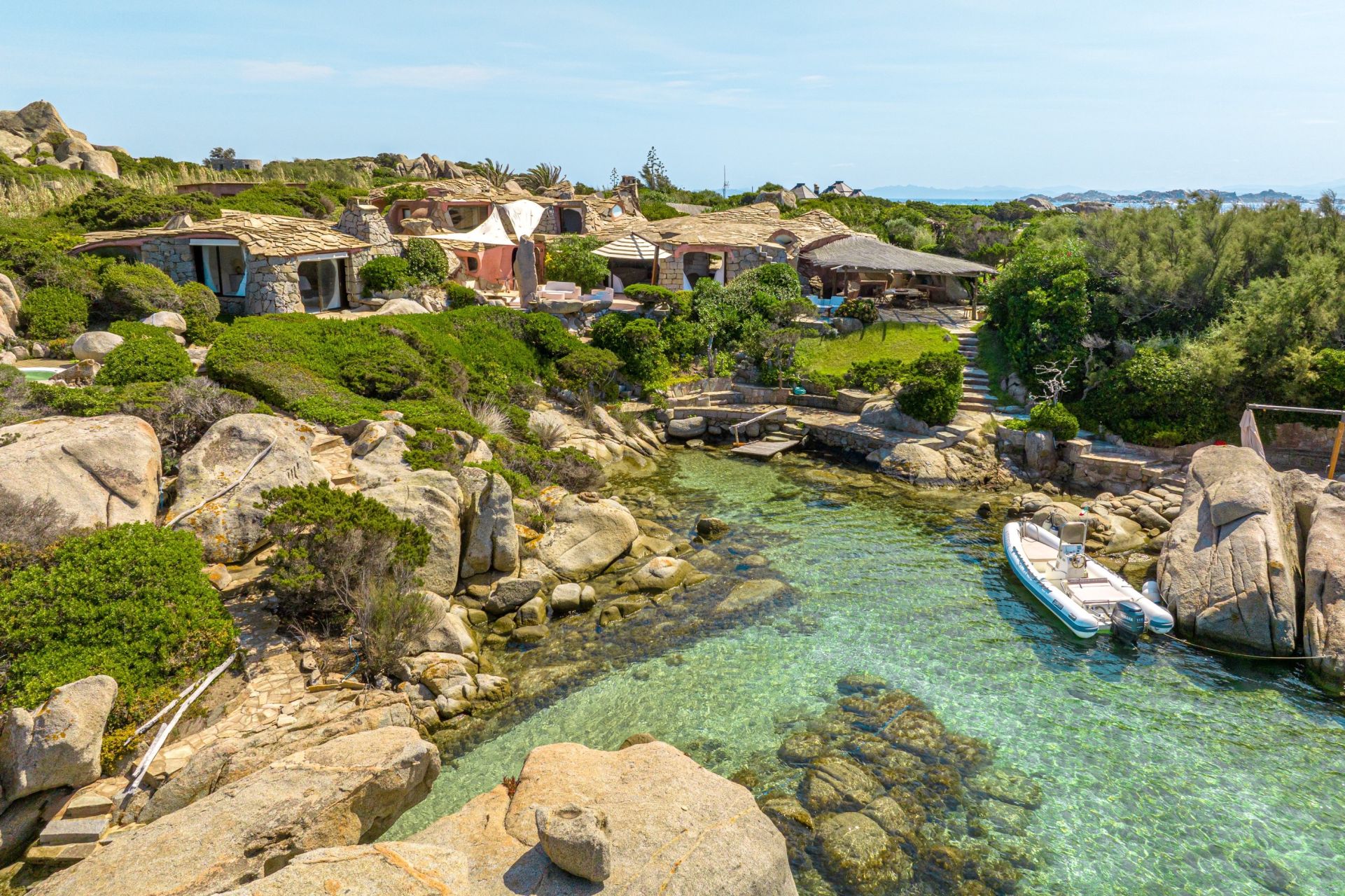 luxury villa 14 Rooms for sale on BONIFACIO (20169)