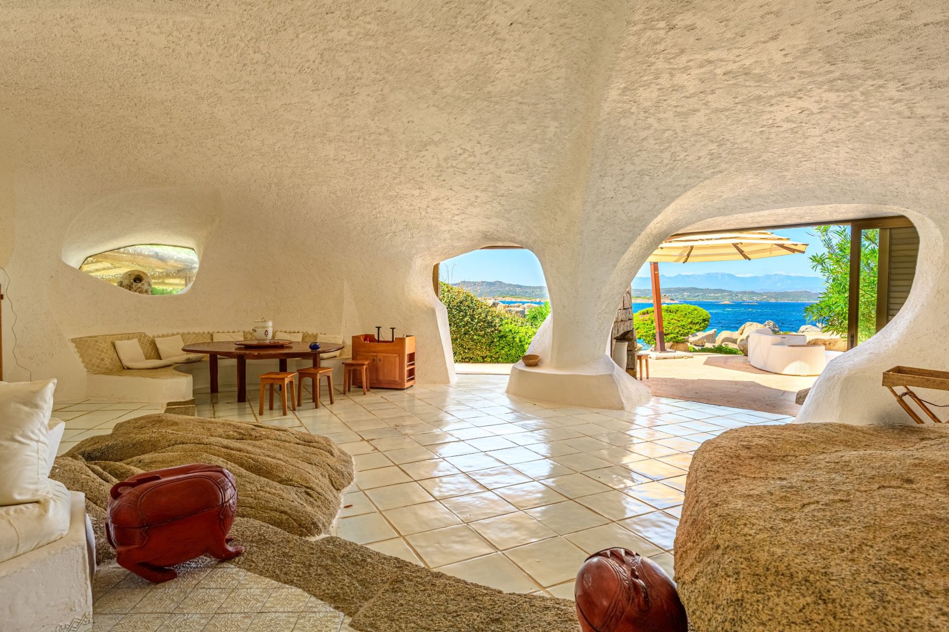 luxury villa 14 Rooms for sale on BONIFACIO (20169)