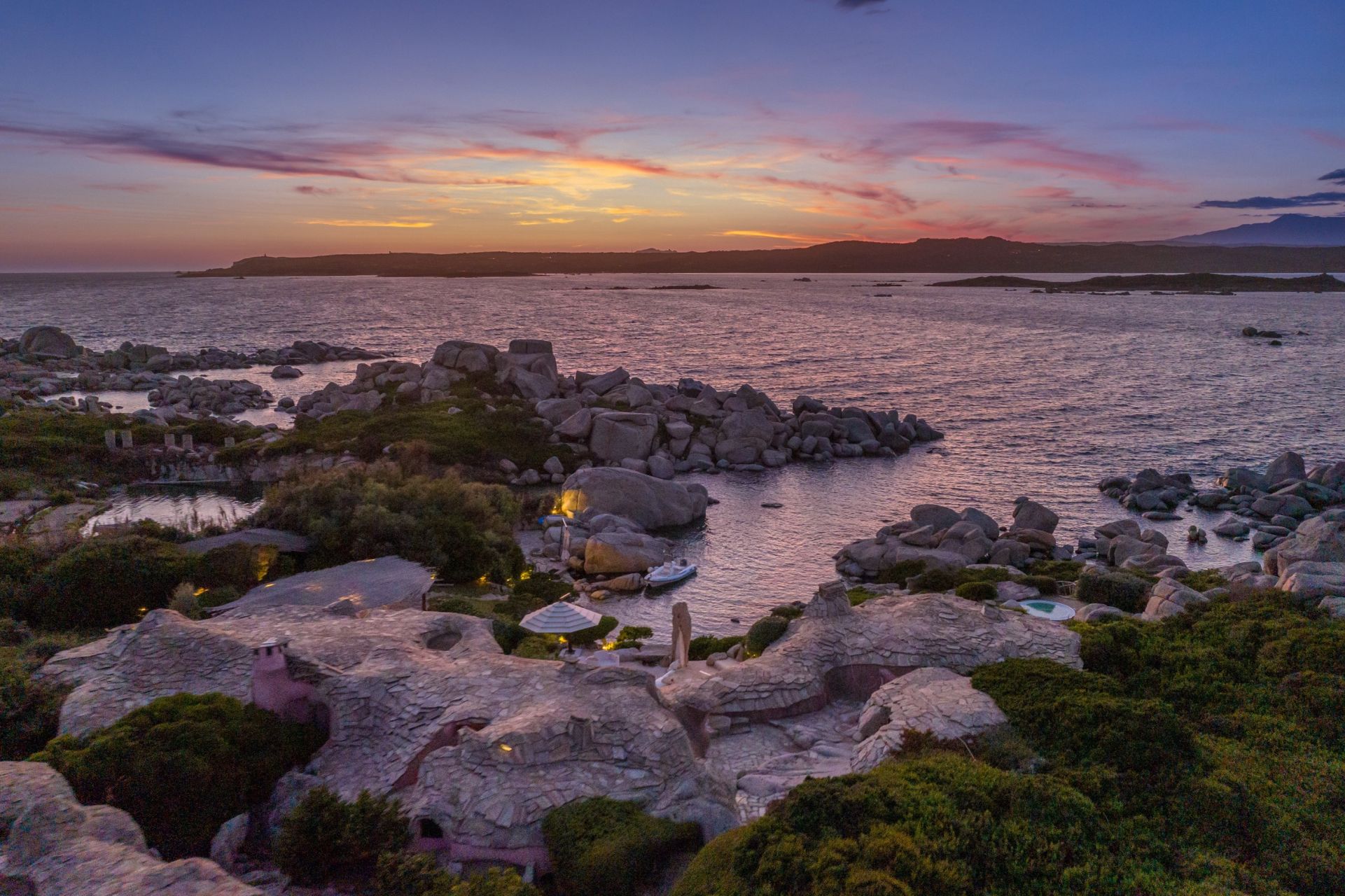 luxury villa 14 Rooms for sale on BONIFACIO (20169)