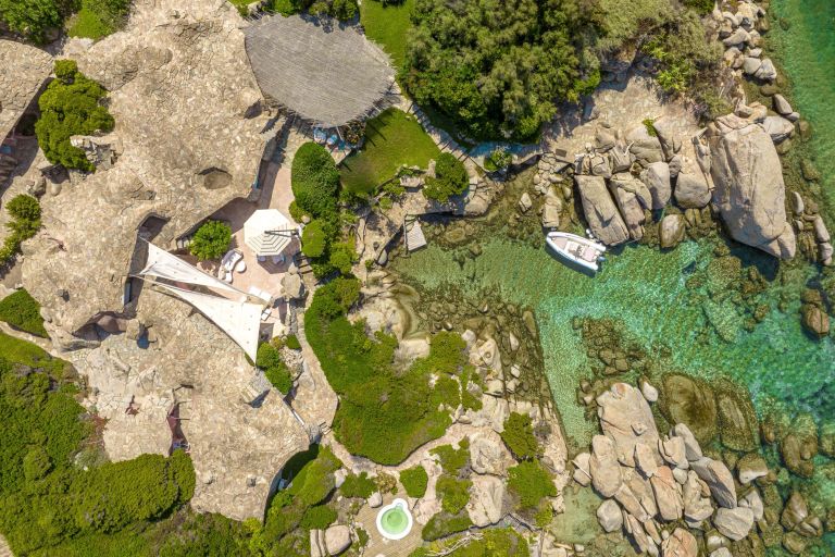 luxury villa 14 Rooms for sale on BONIFACIO (20169)