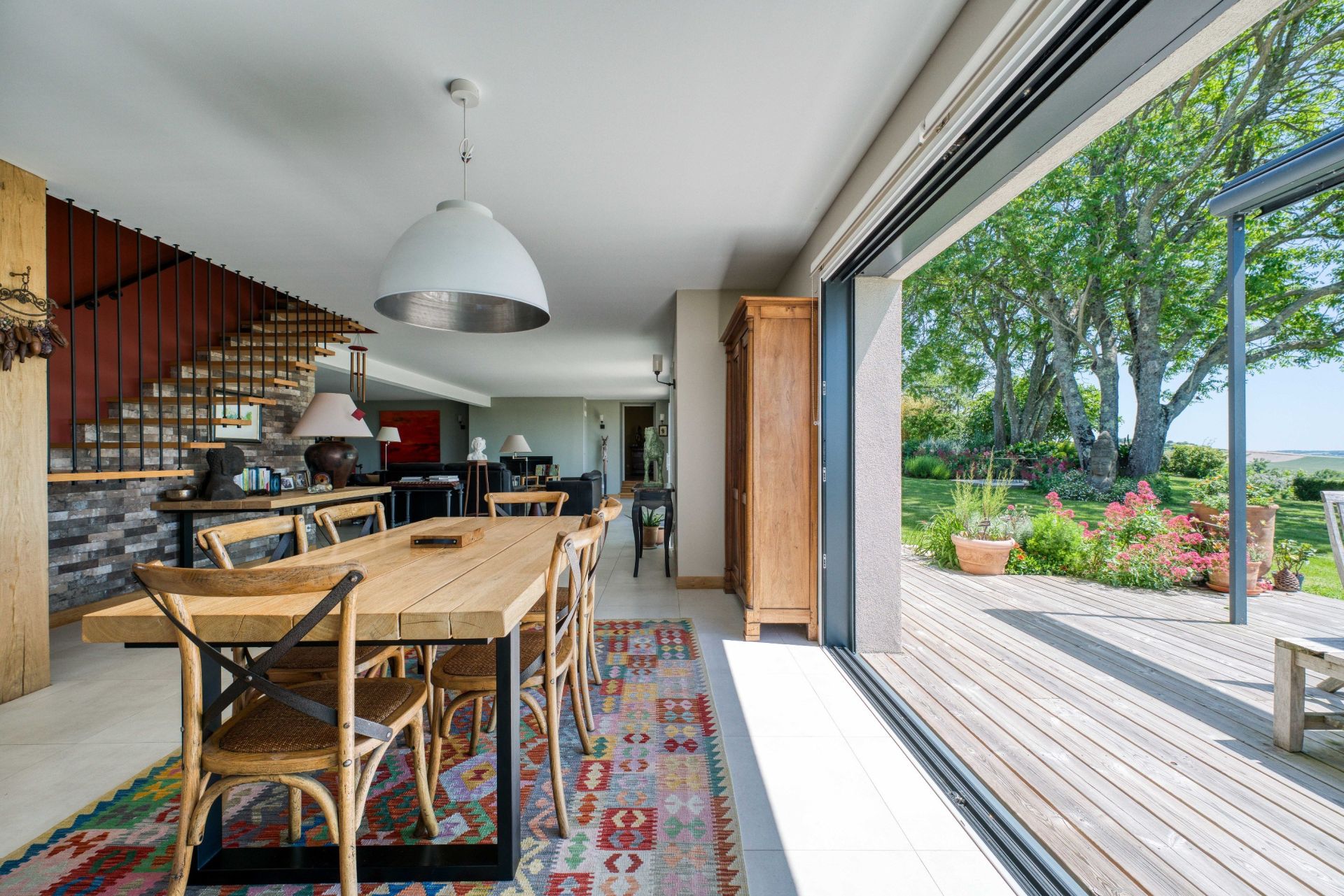 luxury house 6 Rooms for sale on FLOIRAC (17120)