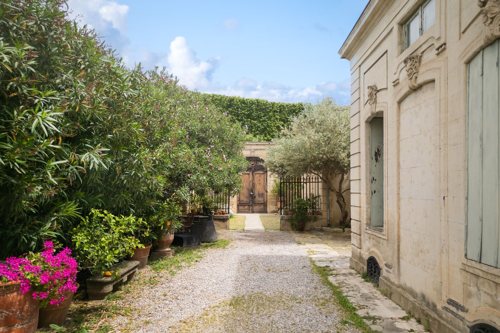 luxury house 12 Rooms for sale on MONTPELLIER (34000)