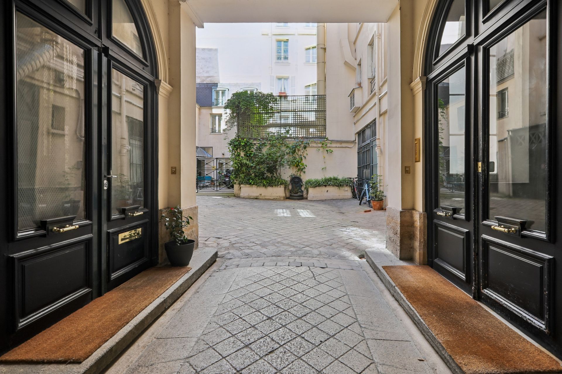 appartement de luxe 6 Pièces en vente sur PARIS (75008)