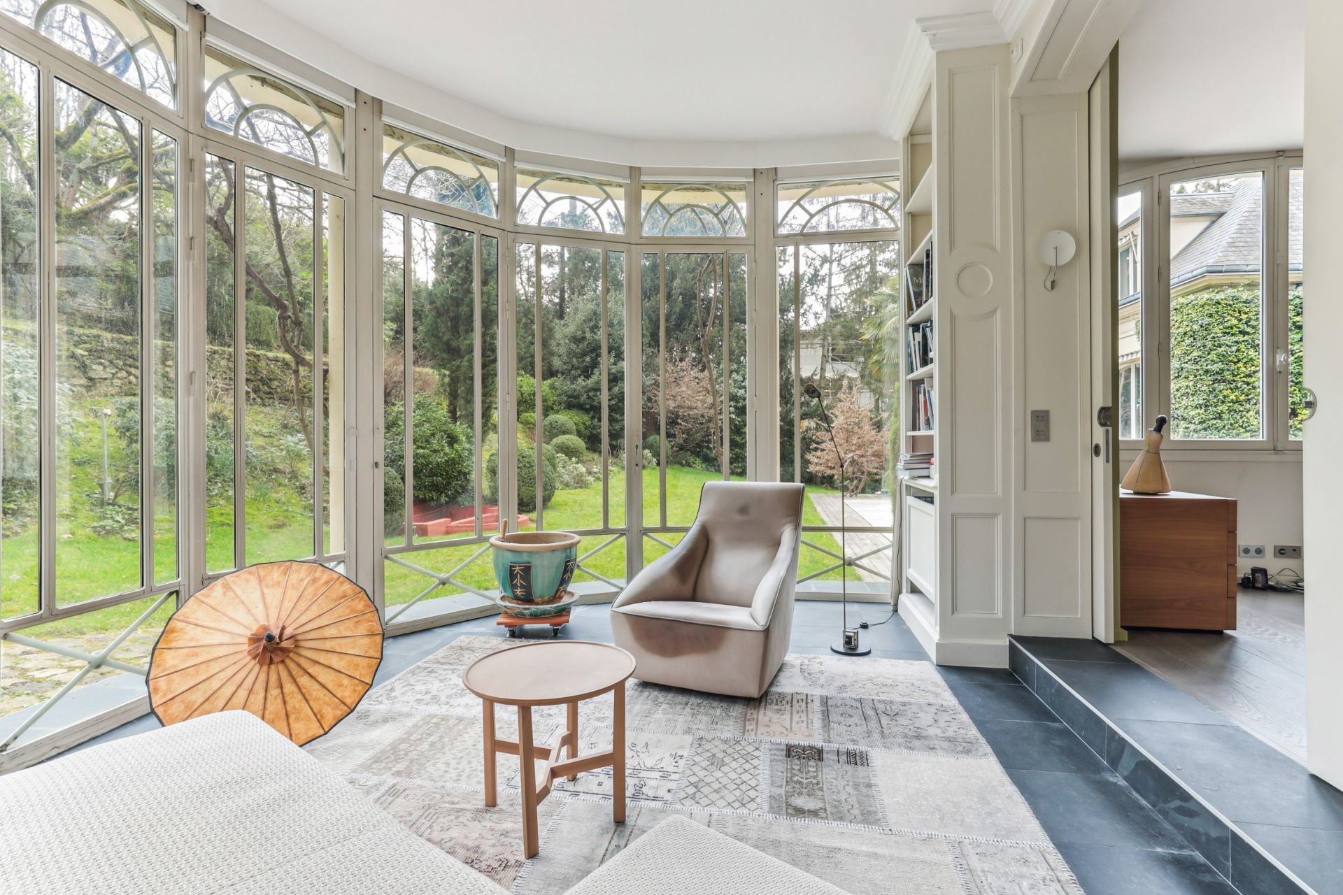 luxury house 12 Rooms for sale on RUEIL MALMAISON (92500)