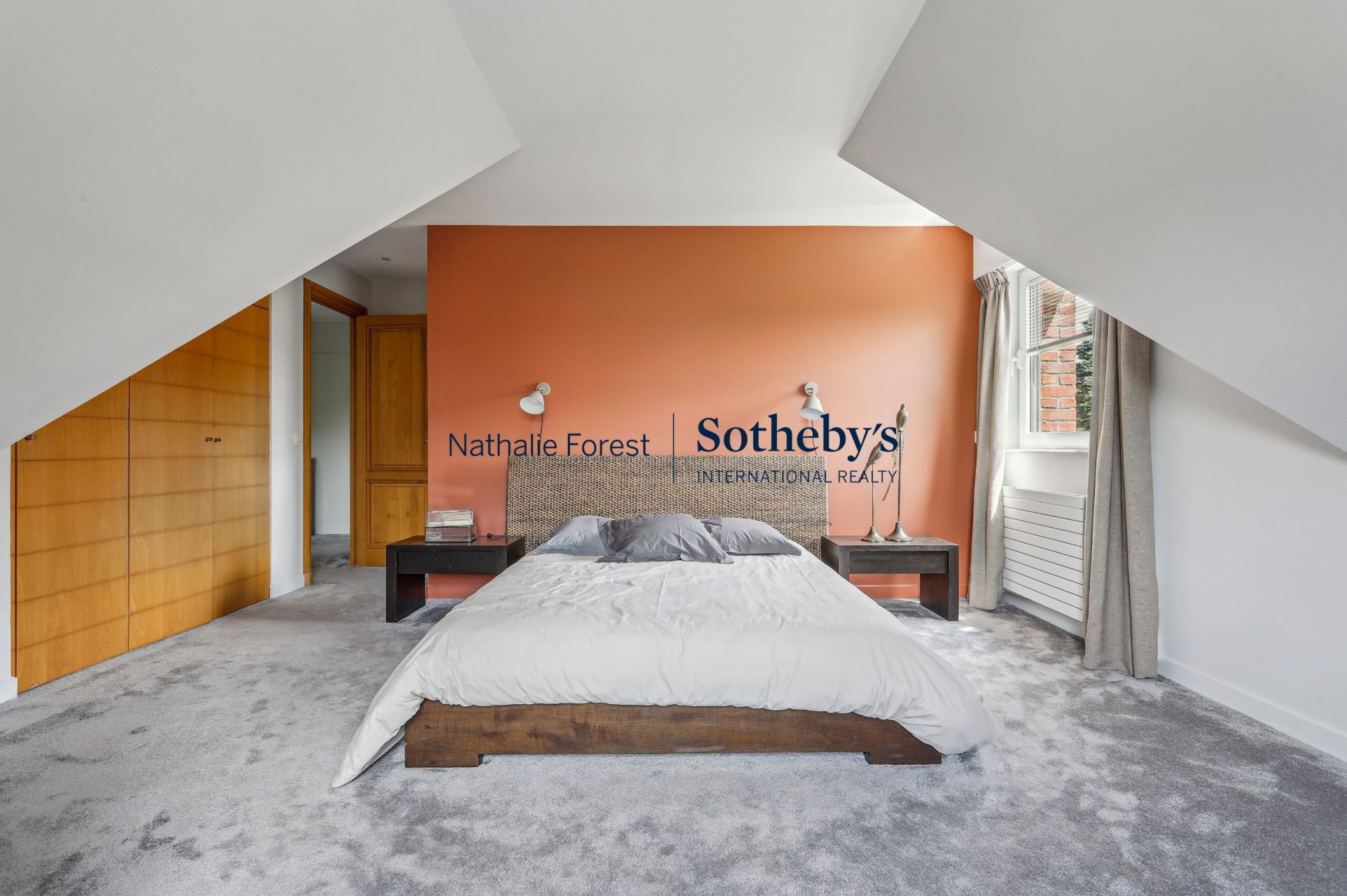 luxury house 11 Rooms for sale on BONDUES (59910)