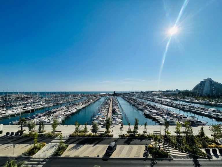 luxury apartment 3 Rooms for sale on LA GRANDE MOTTE (34280)