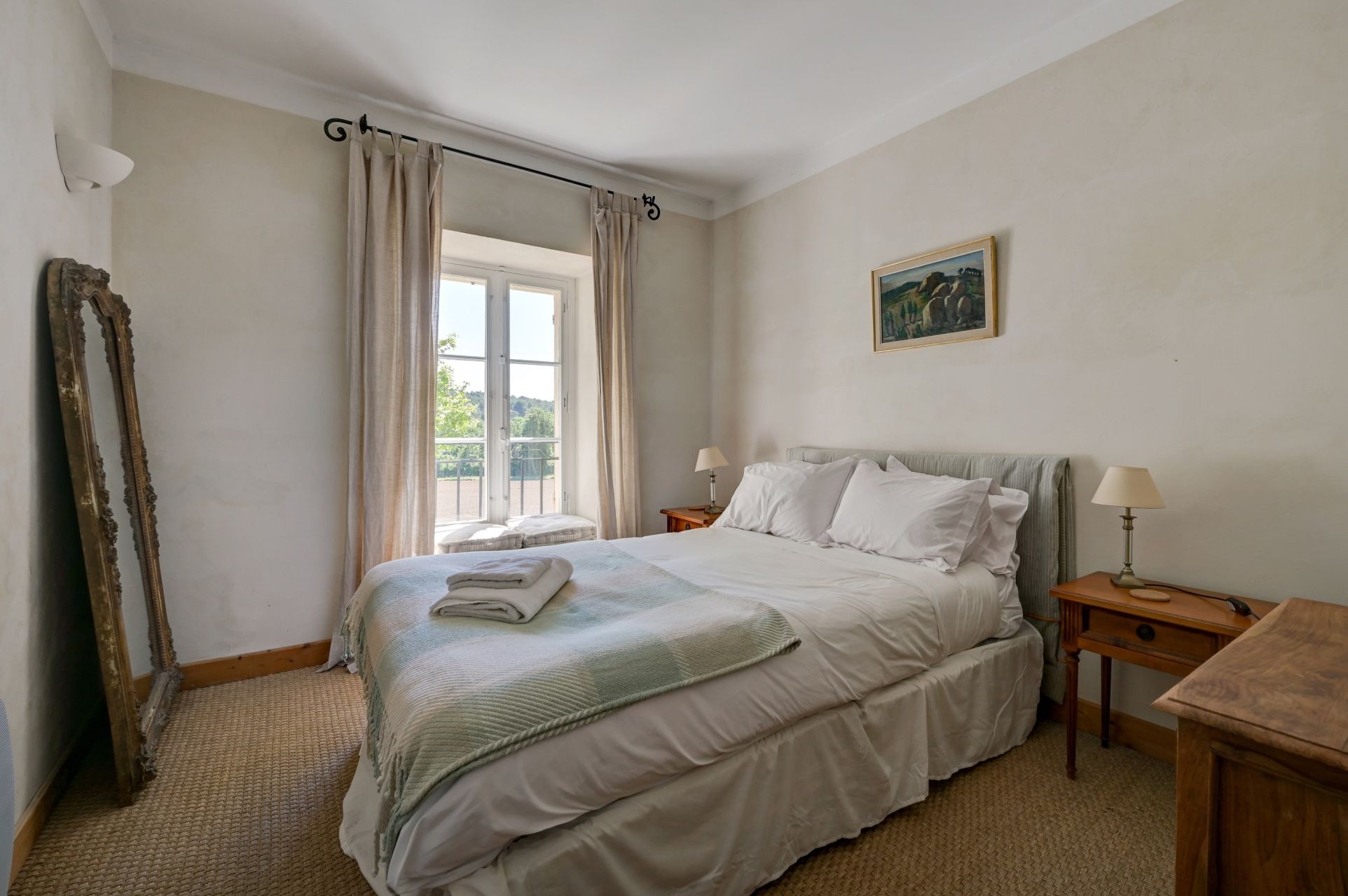 farm complex 14 Rooms for sale on AIX EN PROVENCE (13100)