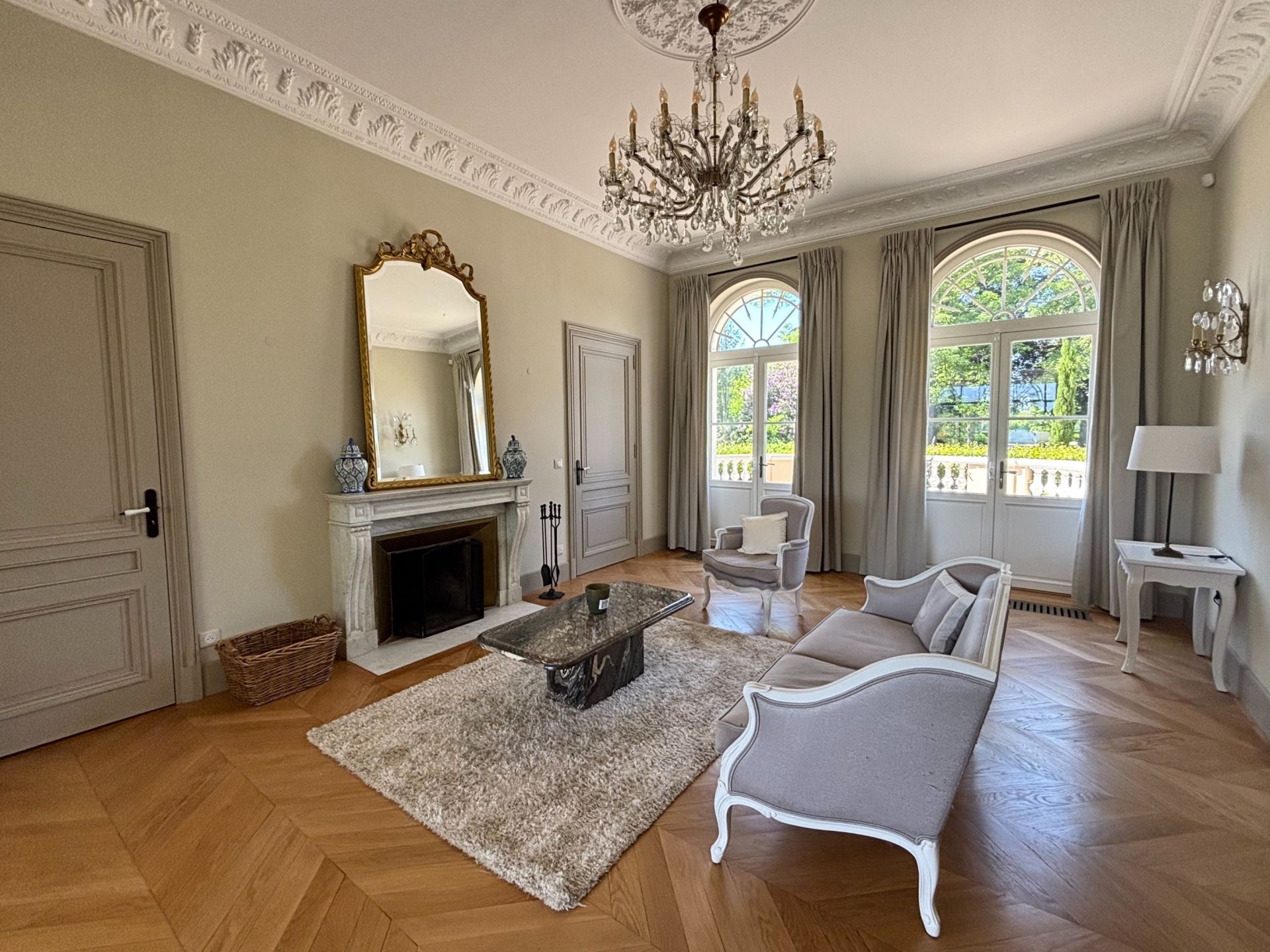 maison de luxe 9 Pièces en location saisonnière sur EQUEMAUVILLE (14600)