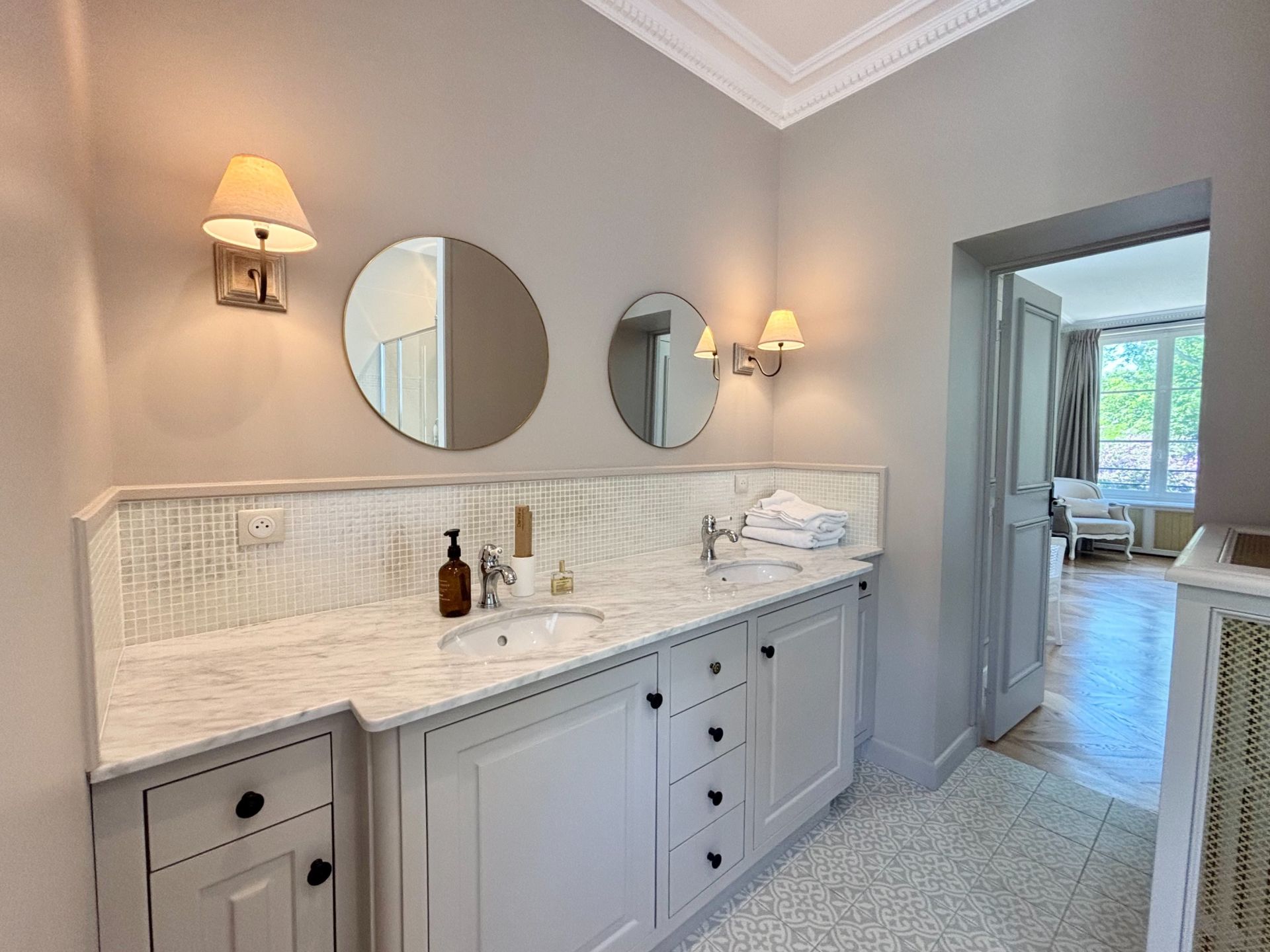 maison de luxe 9 Pièces en location saisonnière sur EQUEMAUVILLE (14600)