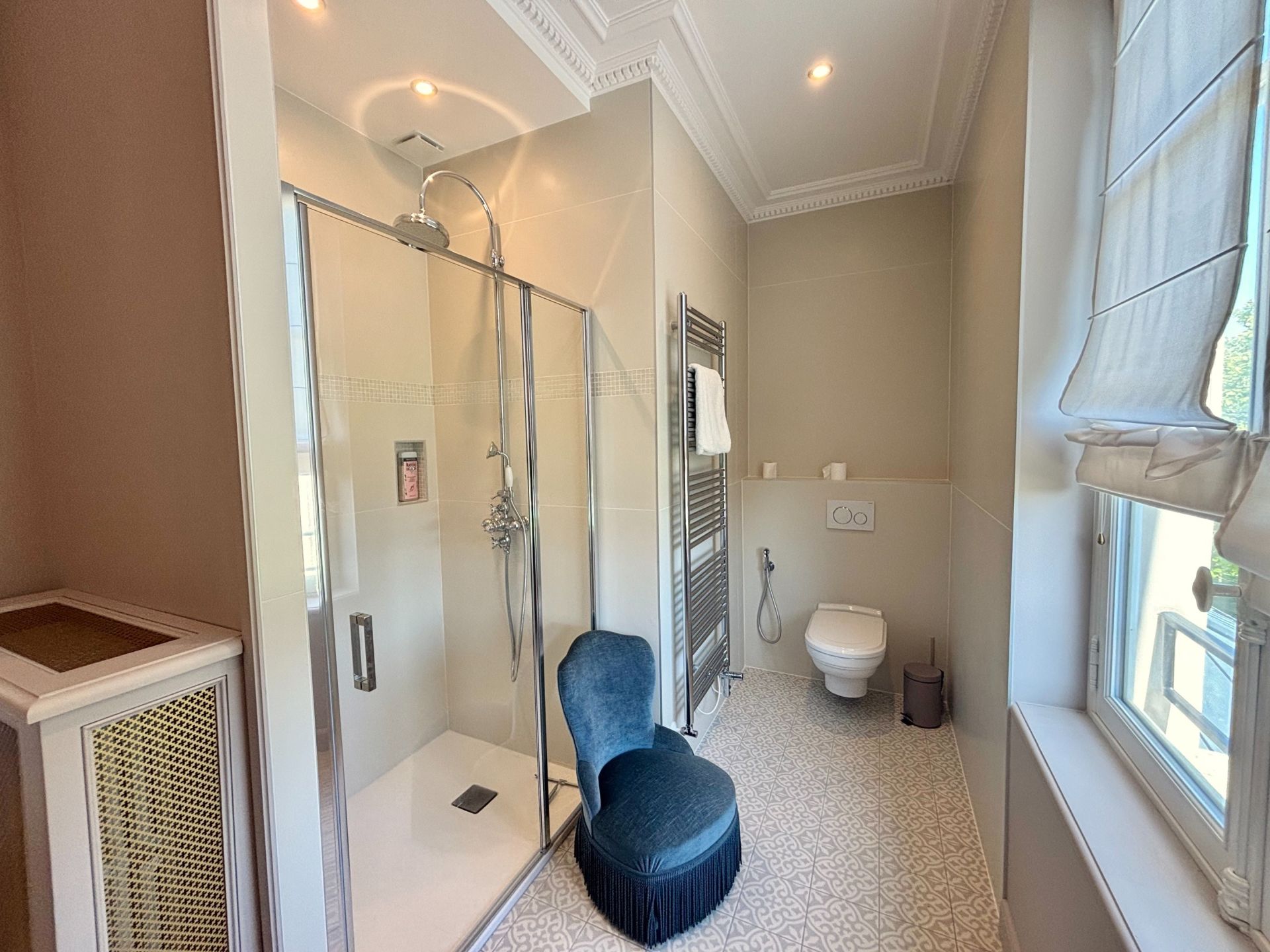 maison de luxe 9 Pièces en location saisonnière sur EQUEMAUVILLE (14600)