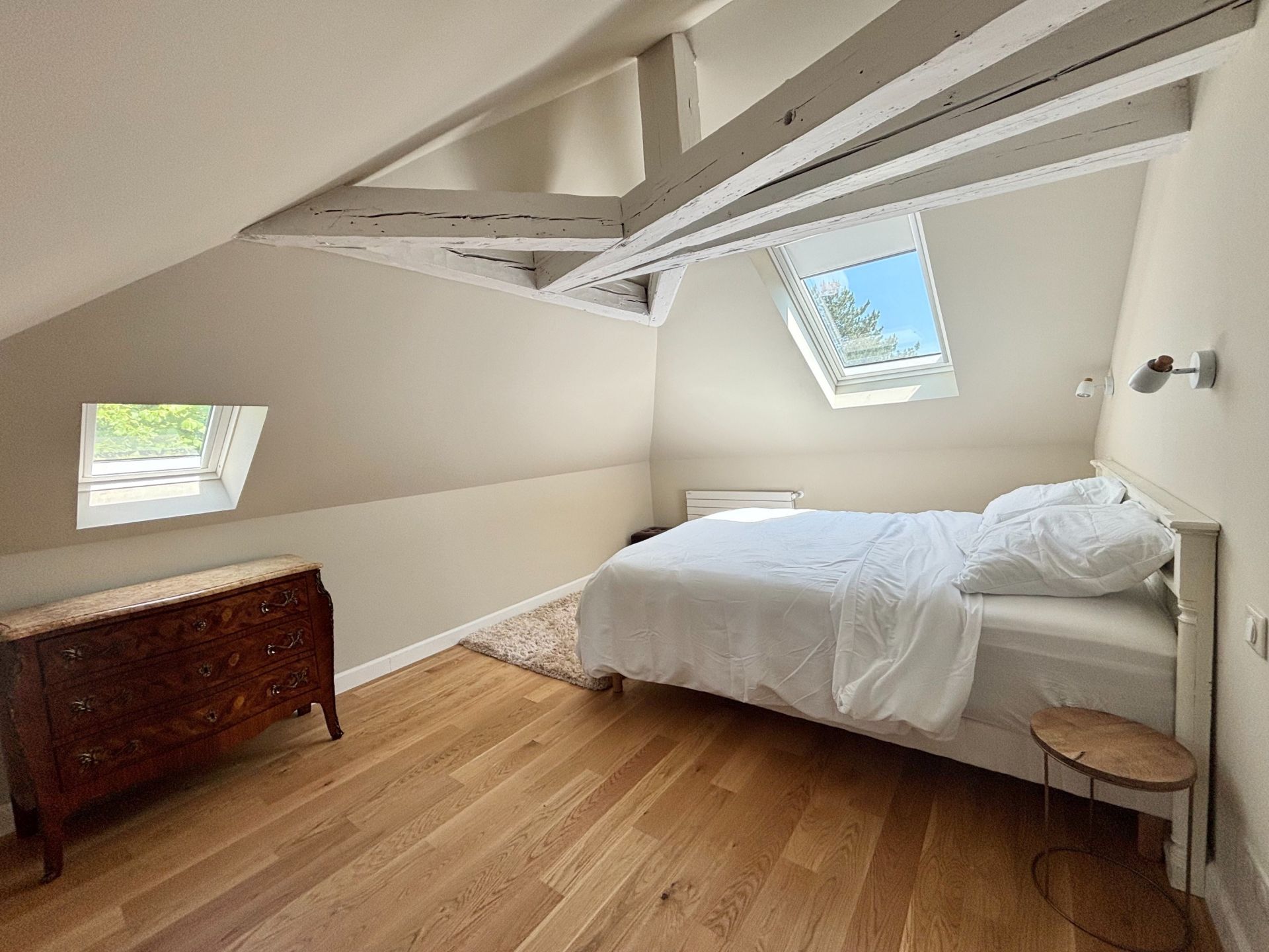 maison de luxe 9 Pièces en location saisonnière sur EQUEMAUVILLE (14600)