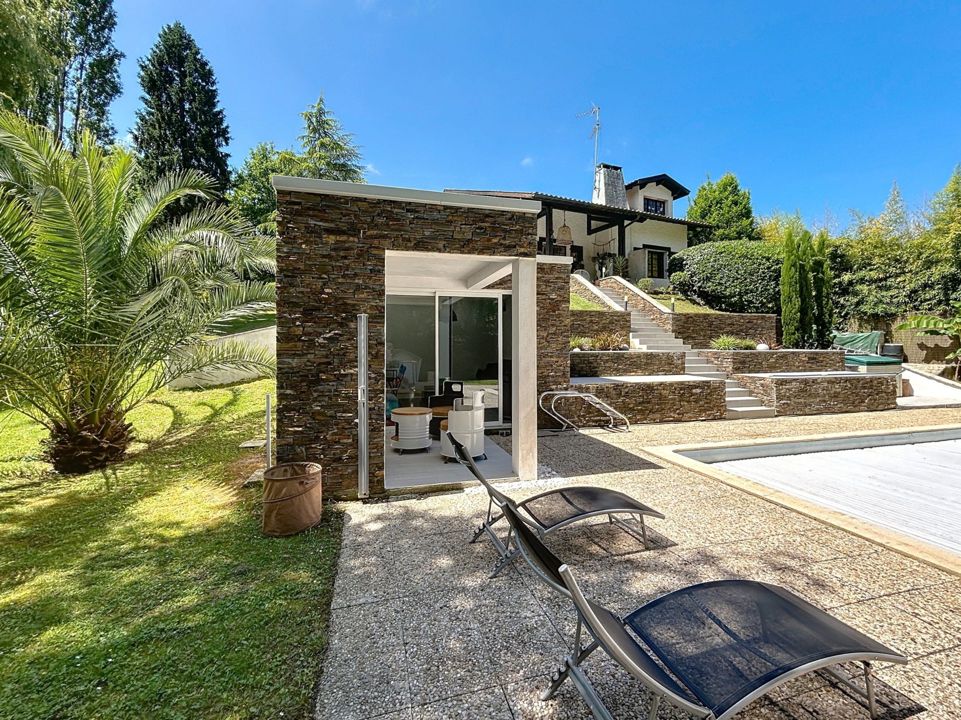 maison de luxe 5 Pièces en vente sur AHETZE (64210)