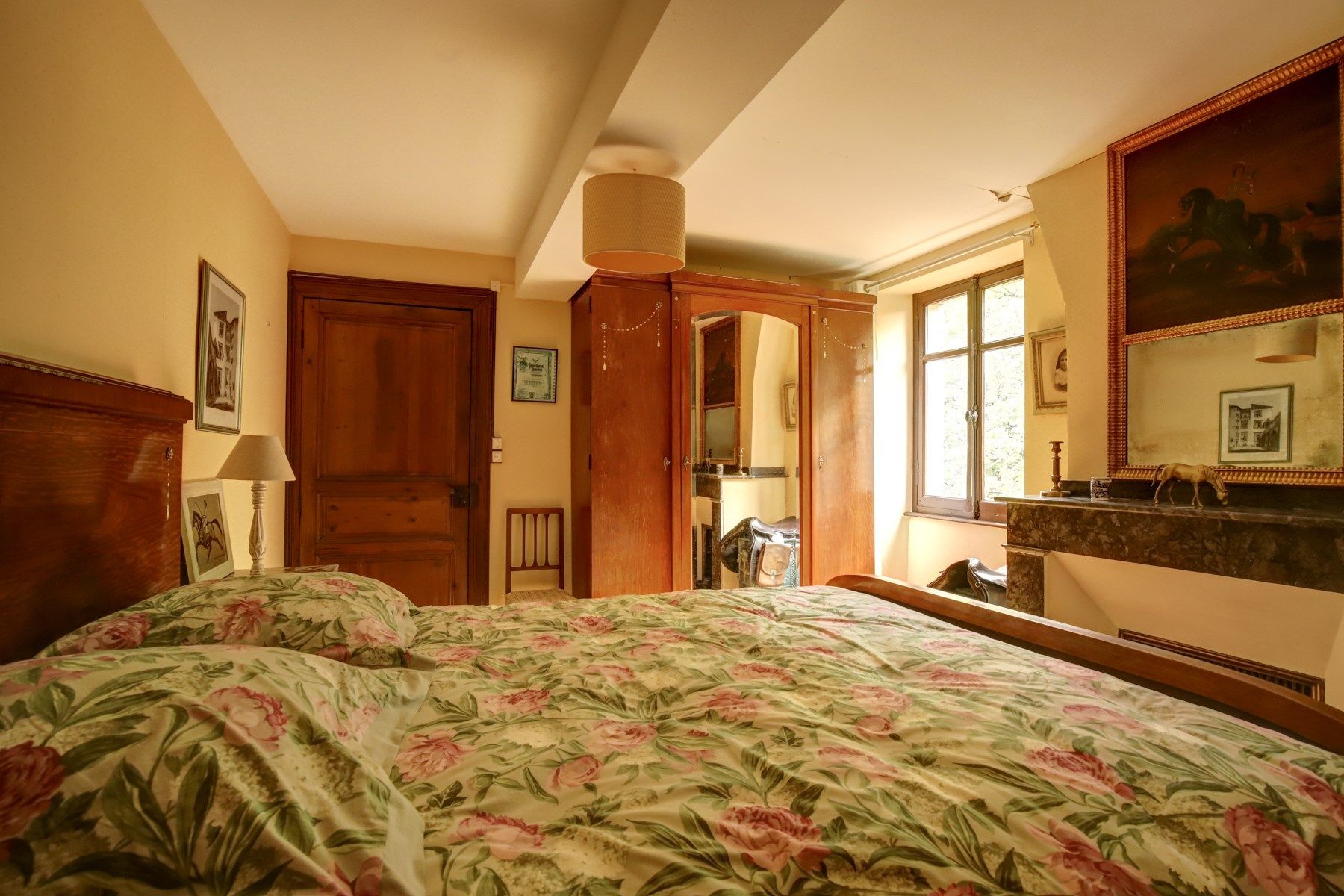 castle 8 Rooms for sale on CADOURS (31480)