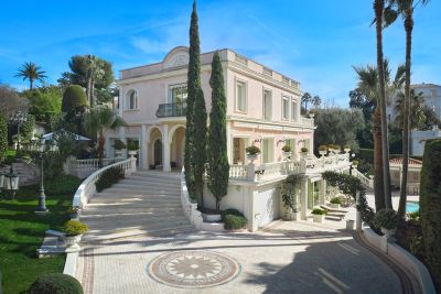Sale Mansion (hôtel particulier) Cap D'Antibes 9 Rooms 420 m²