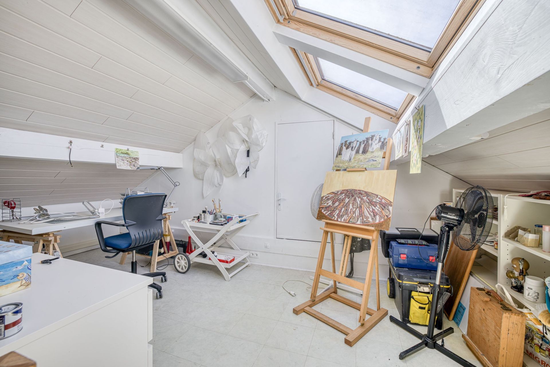 luxury house 6 Rooms for sale on REIGNIER ESERY (74930)