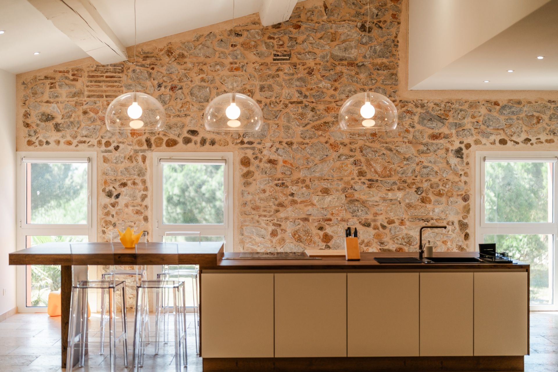 luxury house 9 Rooms for sale on TORREILLES (66440)