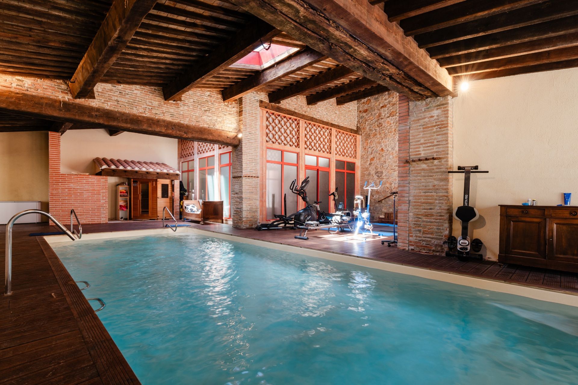 luxury house 9 Rooms for sale on TORREILLES (66440)