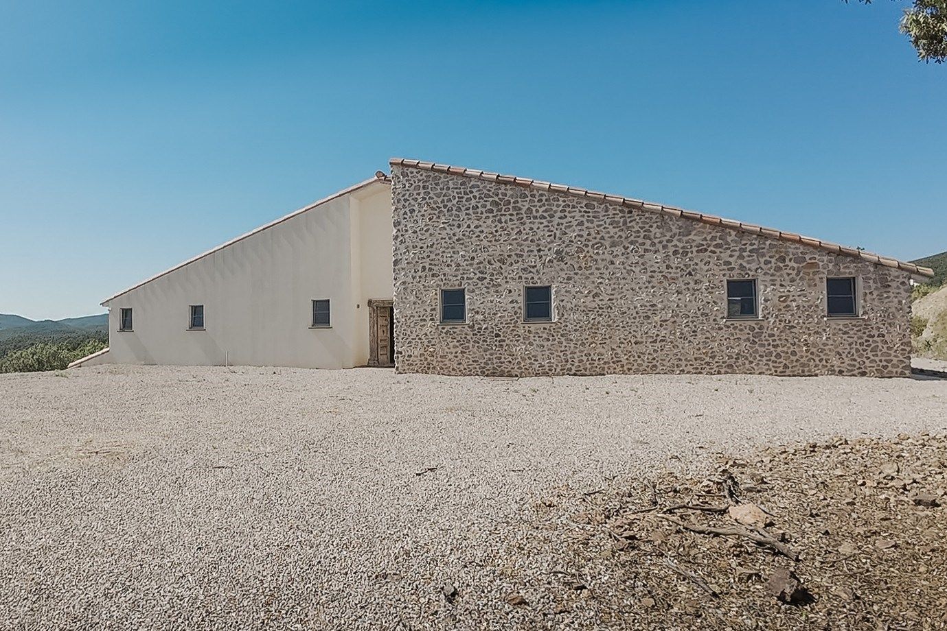 luxury house 7 Rooms for sale on THUIR (66300)