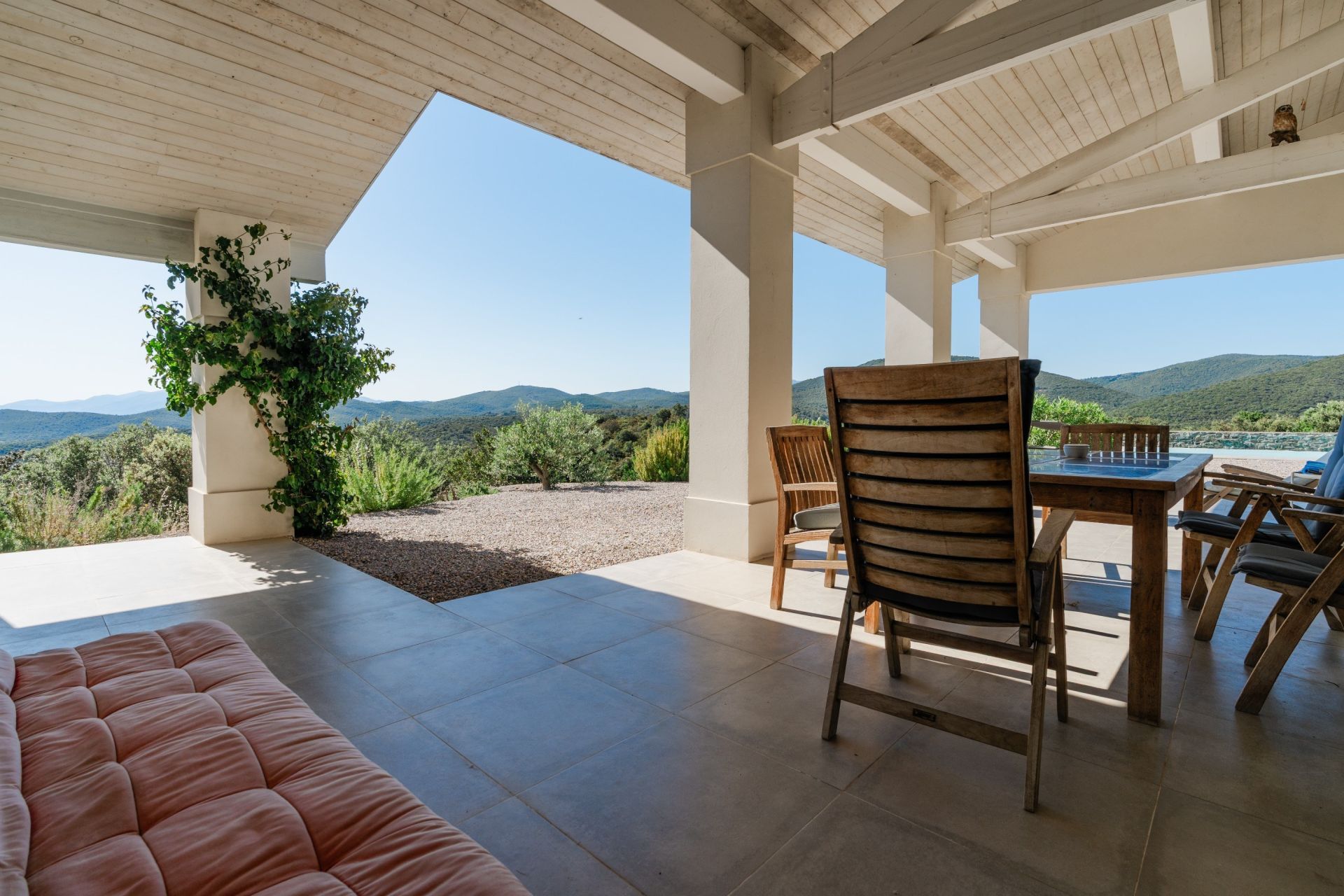 luxury house 7 Rooms for sale on THUIR (66300)