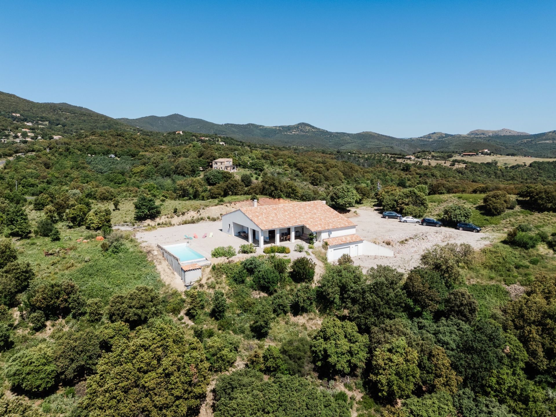 luxury house 7 Rooms for sale on THUIR (66300)