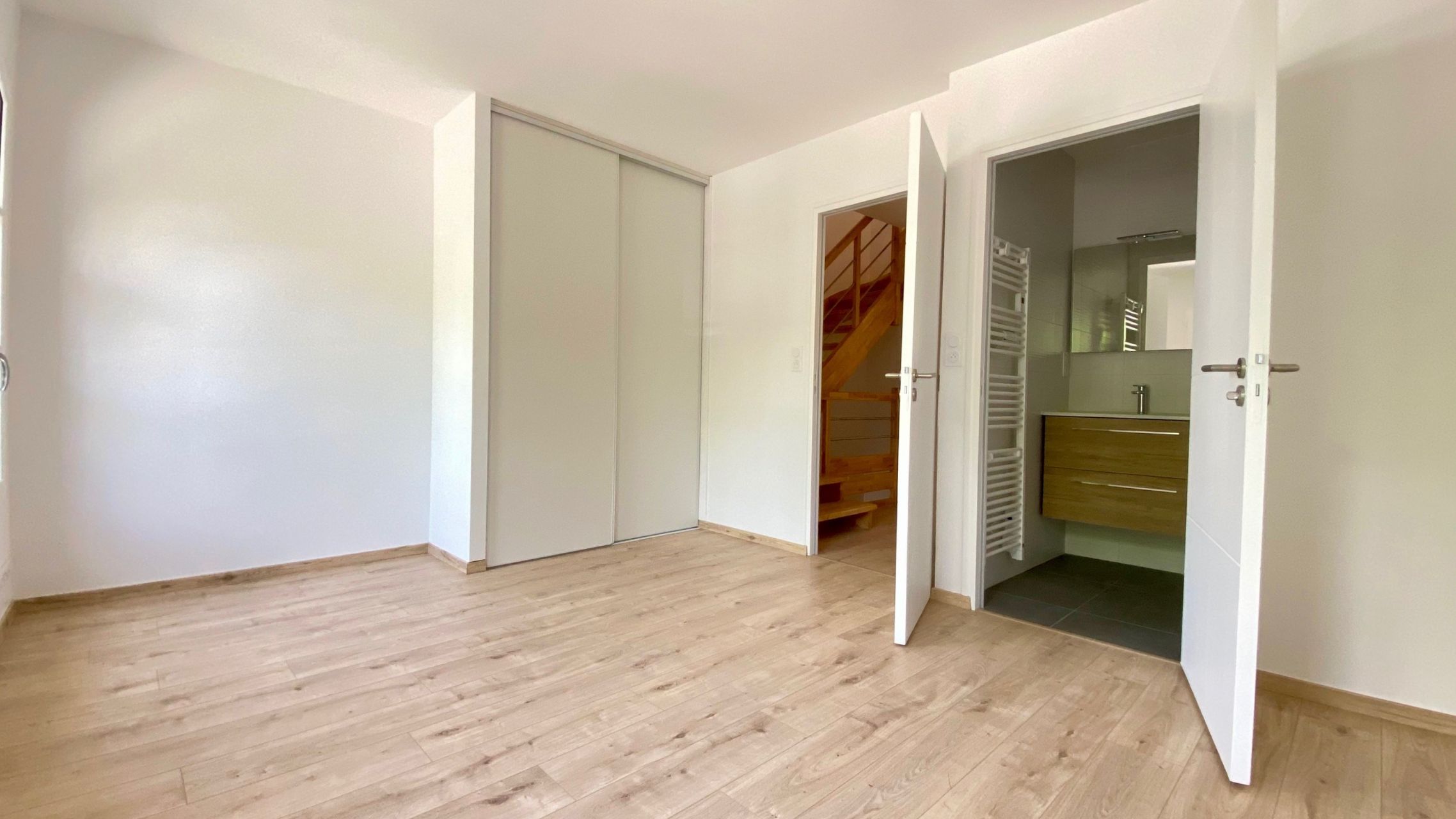 luxury house 6 Rooms for sale on AURAY (56400)