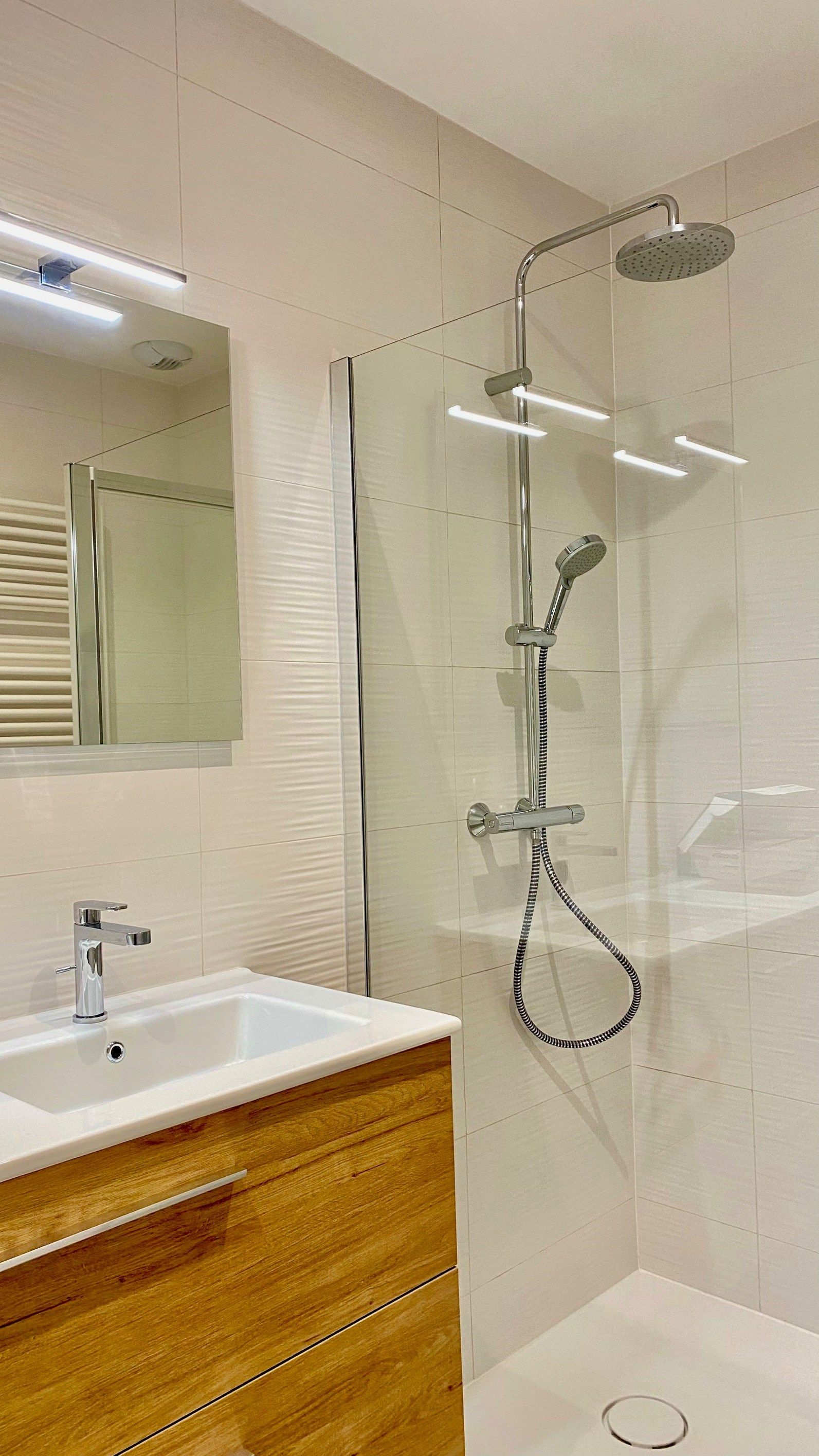 luxury house 6 Rooms for sale on AURAY (56400)