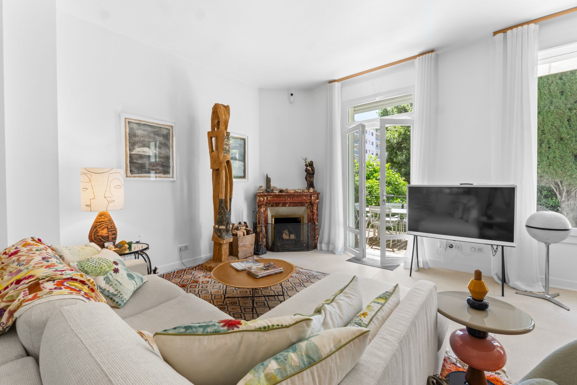 townhouse 4 Rooms for sale on CANNES (06400)