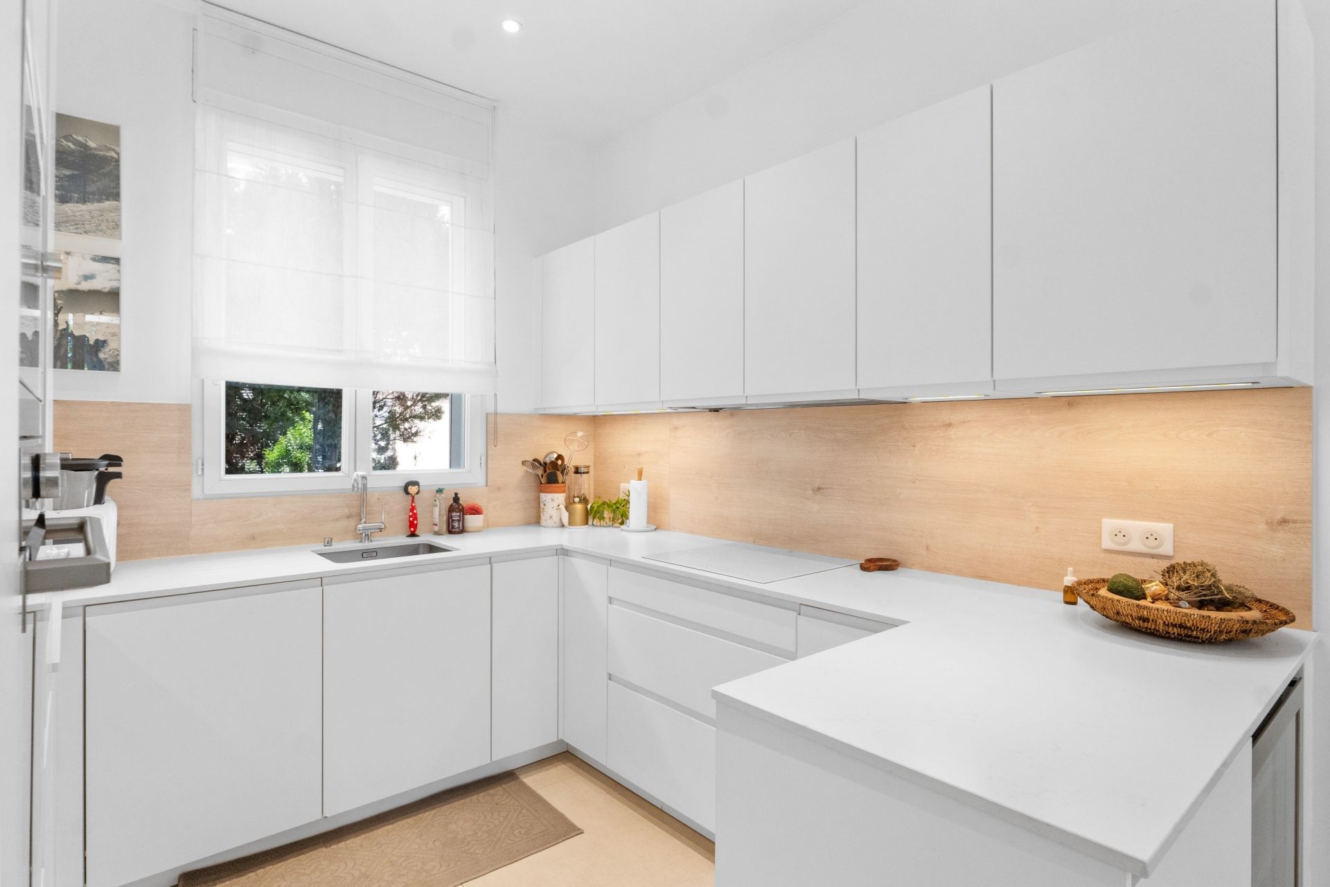 townhouse 4 Rooms for sale on CANNES (06400)