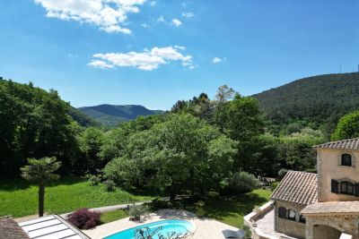 Vente Maison de luxe Uzès 12 Pièces 360 m²