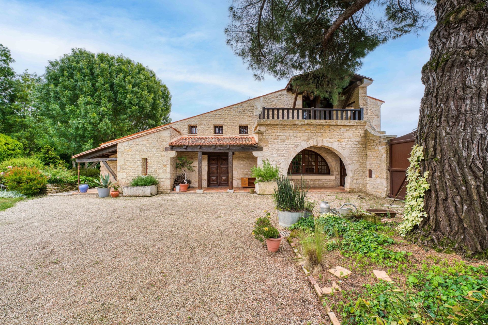 propriété de luxe 9 Pièces en vente sur LANDRAIS (17290)