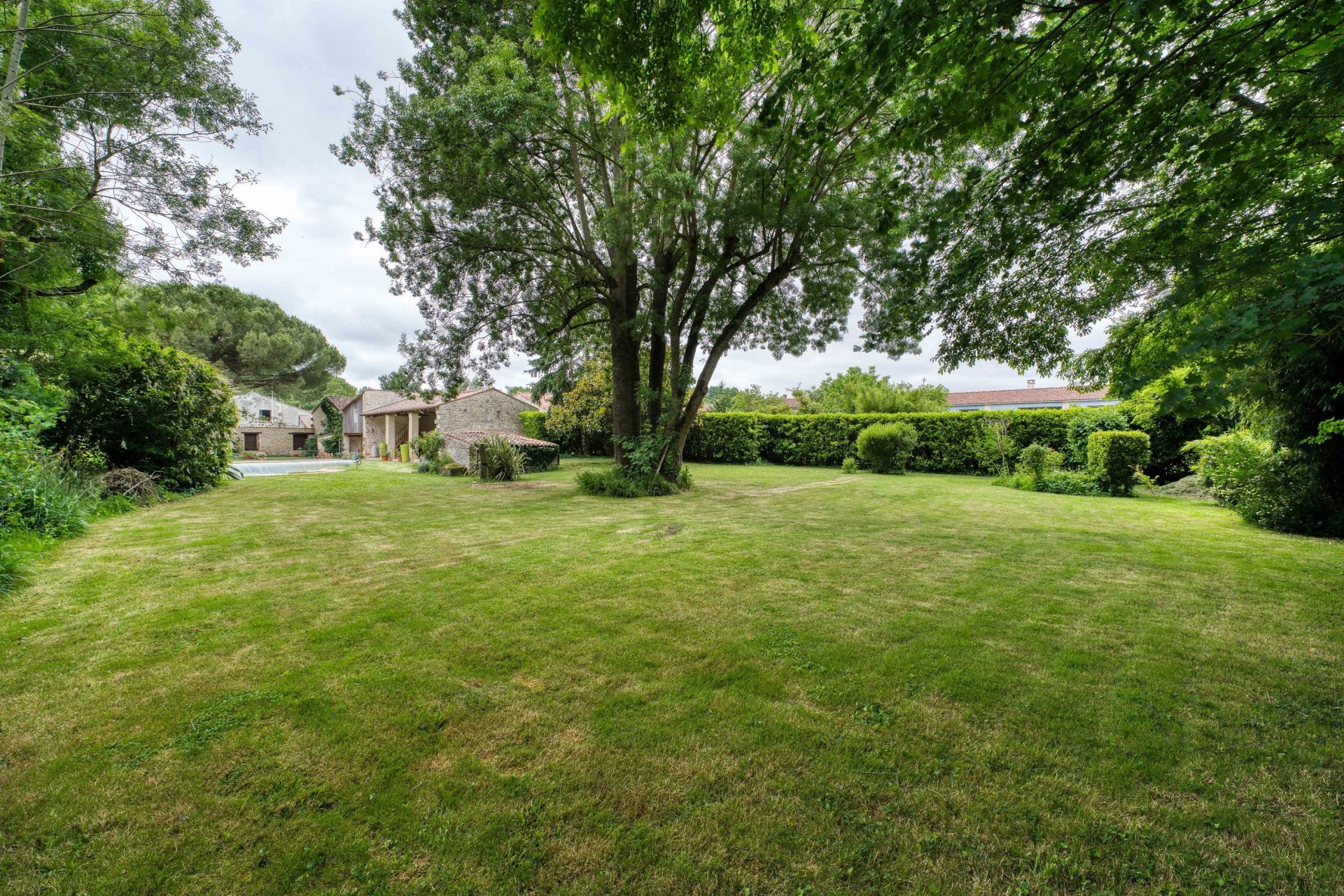 propriété de luxe 9 Pièces en vente sur LANDRAIS (17290)