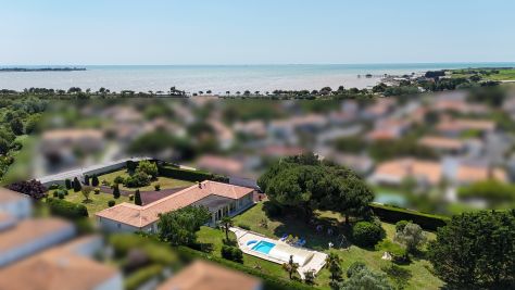 Vente Maison de luxe Aytré 6 Pièces 240 m²