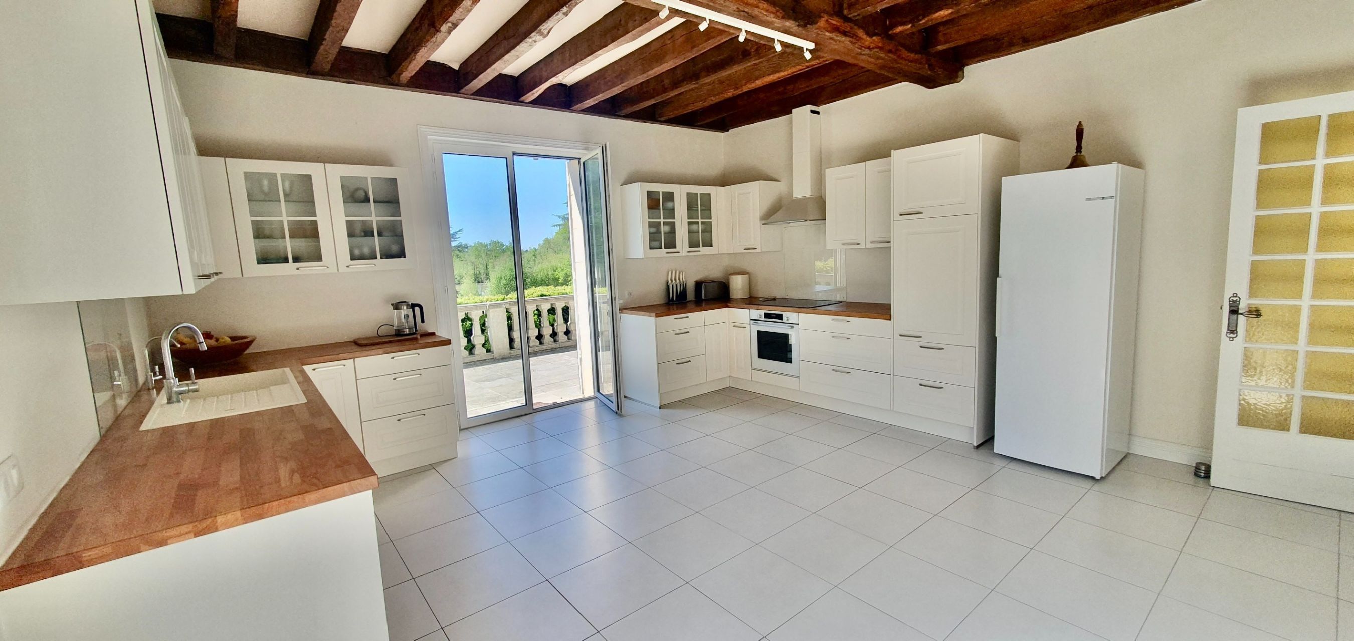 luxury property of hunting 16 Rooms for sale on SACHE (37190)