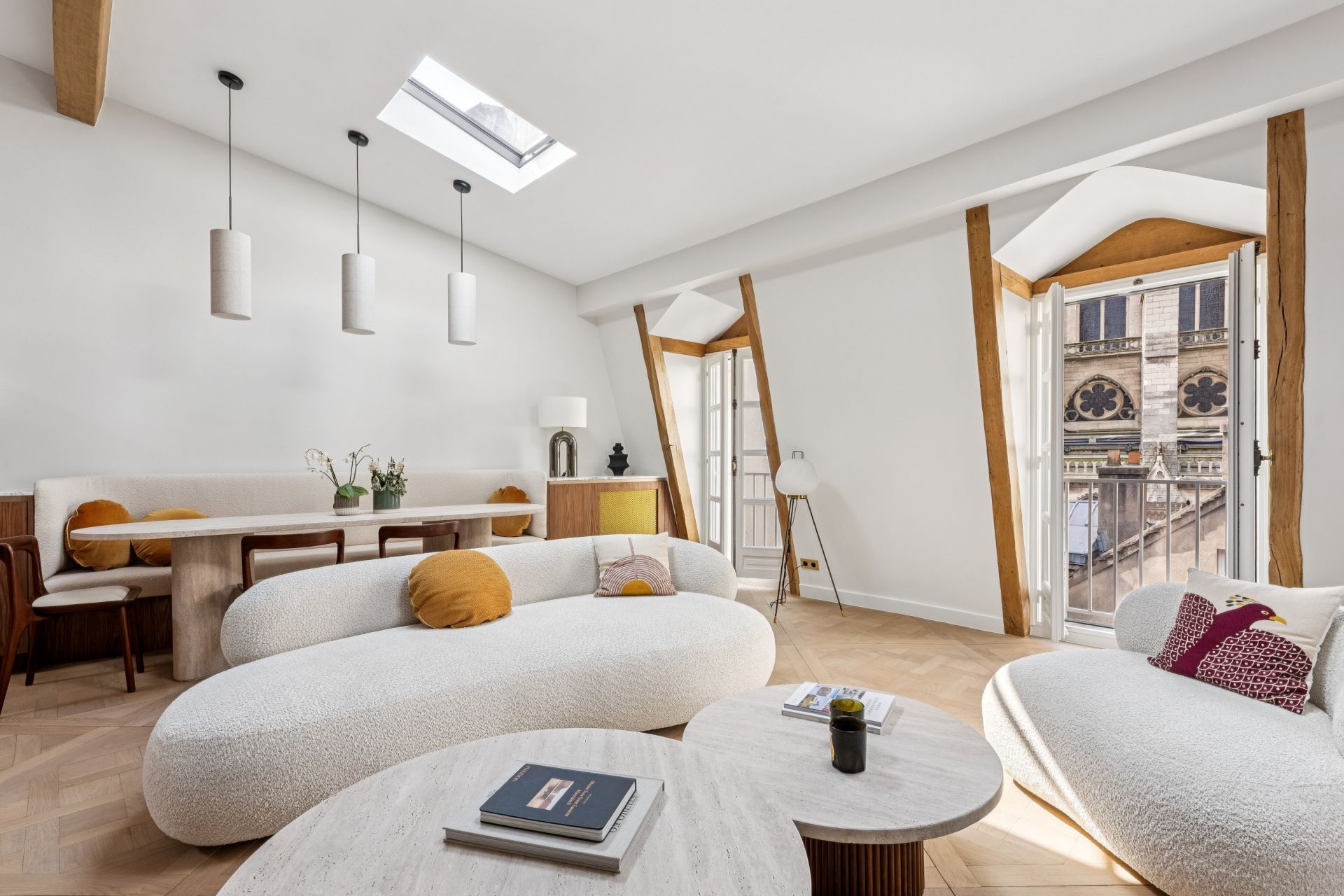 luxury apartment 3 Rooms for sale on PARIS (75004)