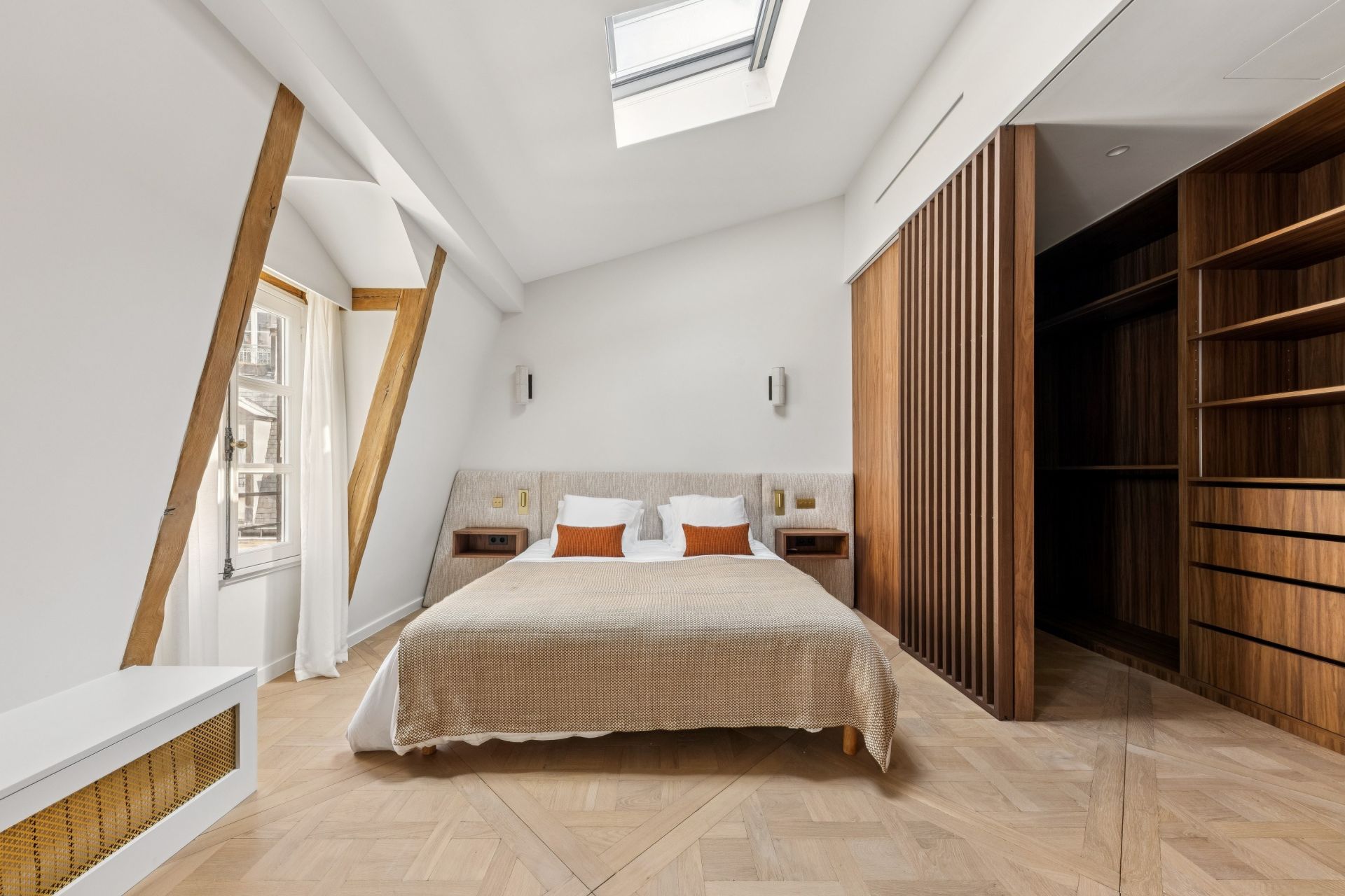 luxury apartment 3 Rooms for sale on PARIS (75004)