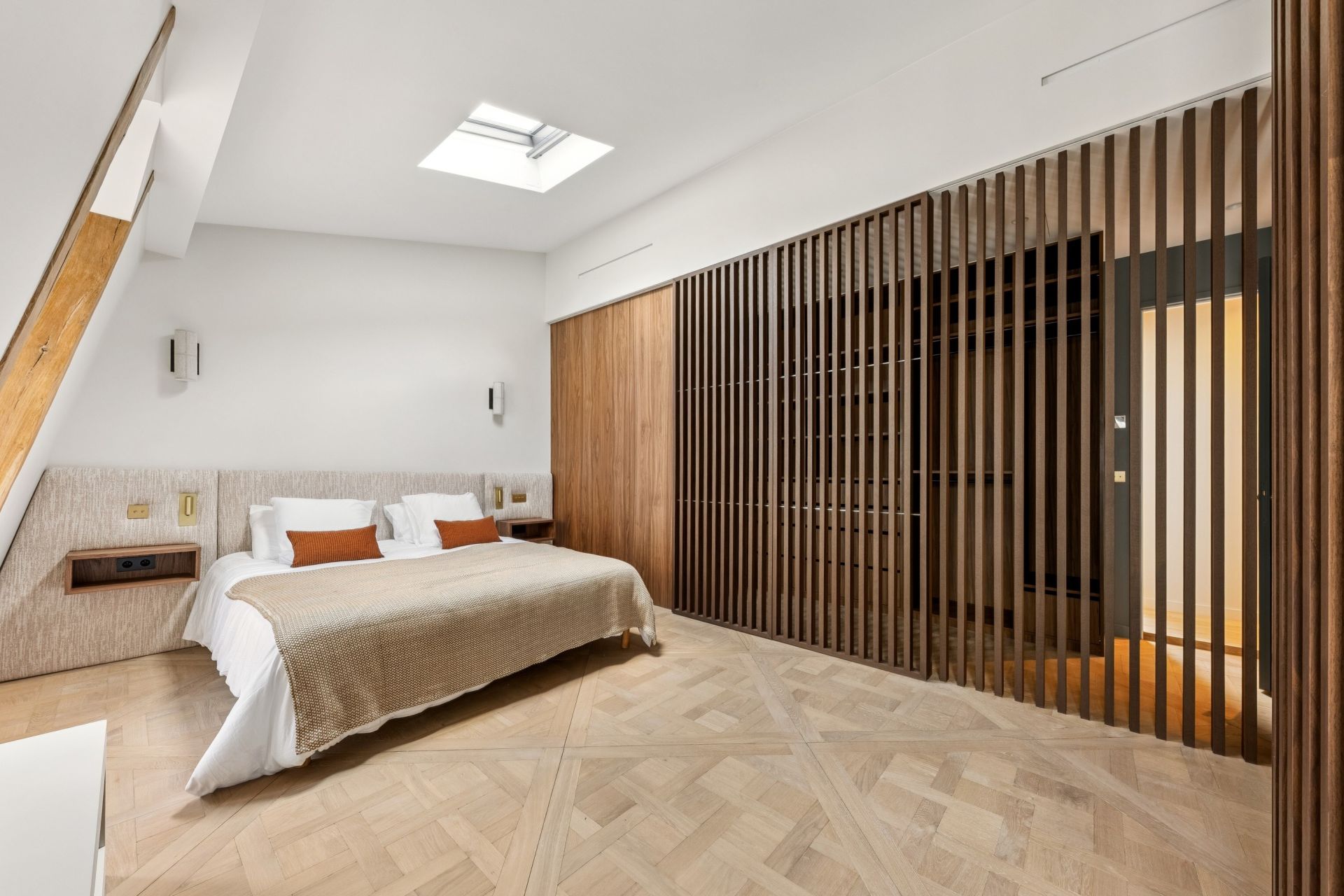 luxury apartment 3 Rooms for sale on PARIS (75004)