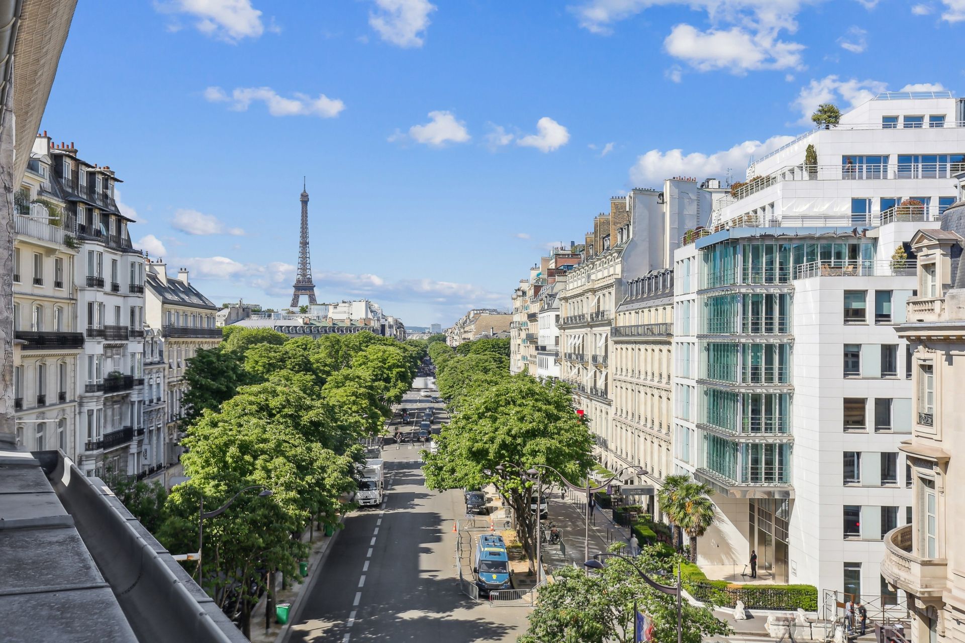 luxury apartment 4 Rooms for sale on PARIS (75008)