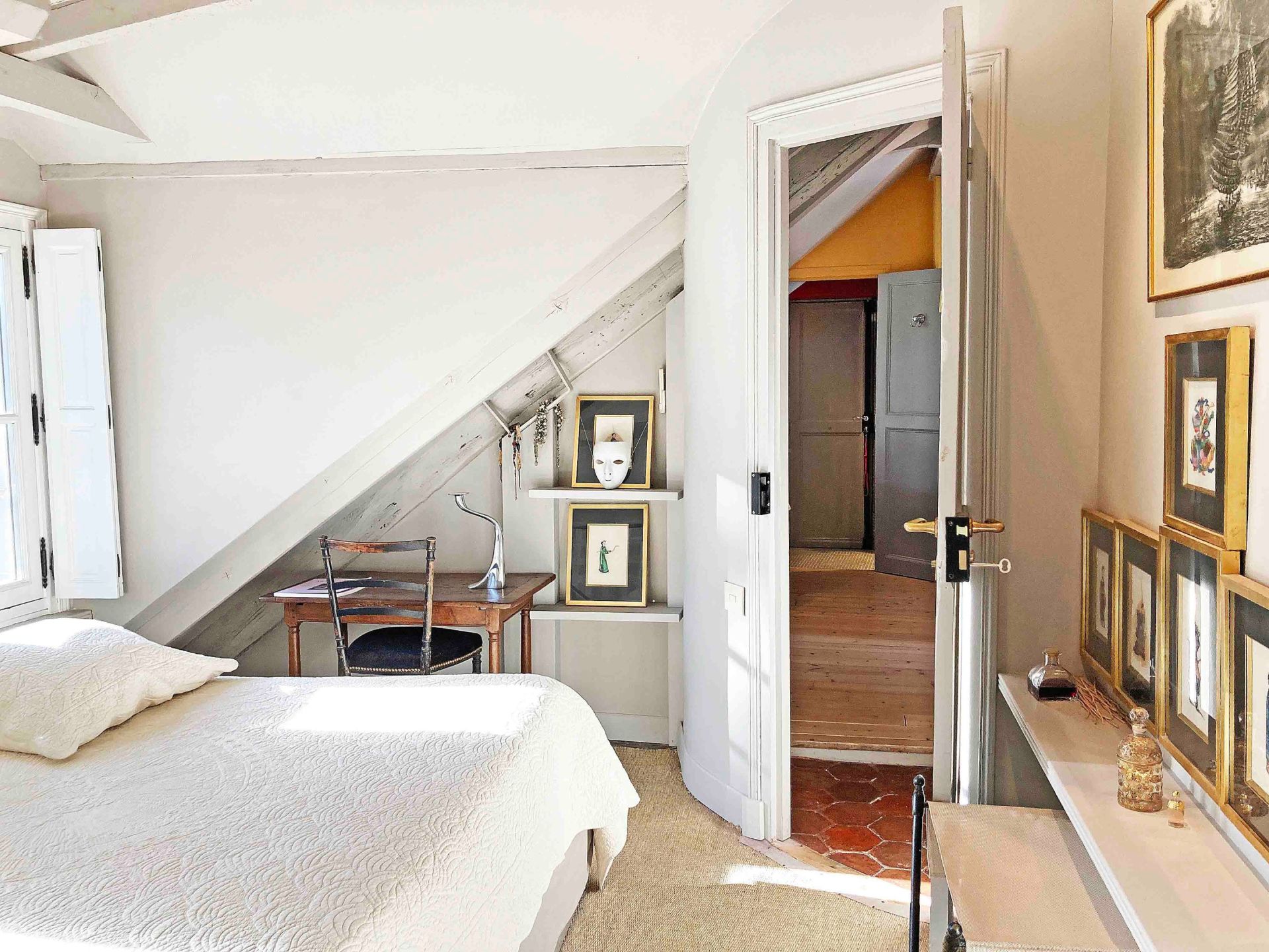 luxury apartment 4 Rooms for sale on PARIS (75008)