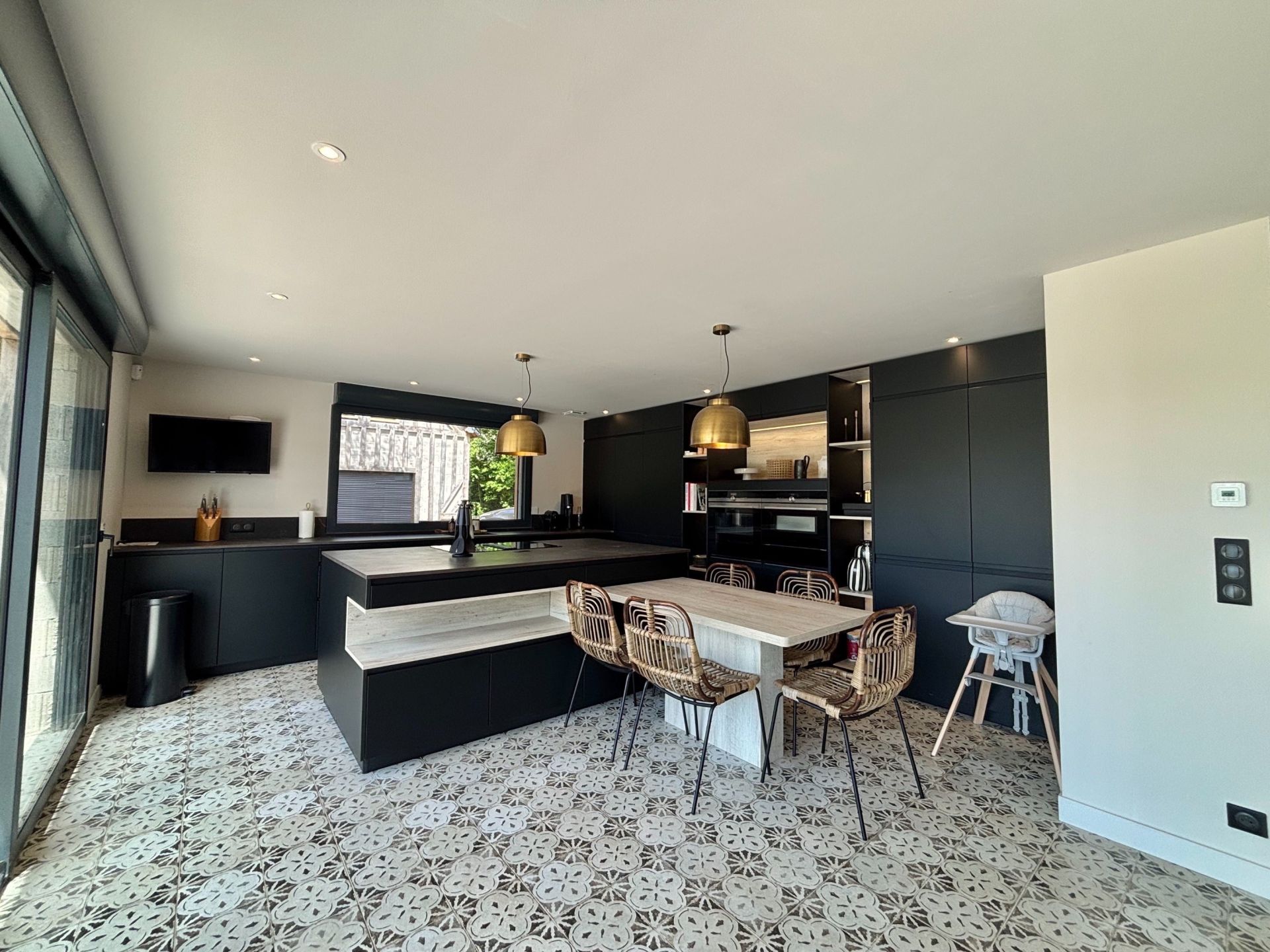 maison de luxe 6 Pièces en location saisonnière sur GLANVILLE (14950)