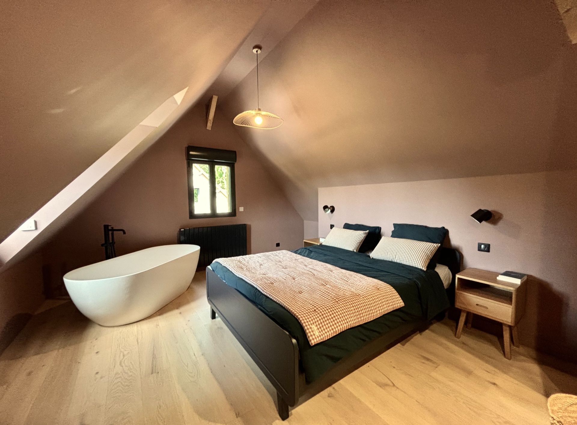 maison de luxe 6 Pièces en location saisonnière sur GLANVILLE (14950)