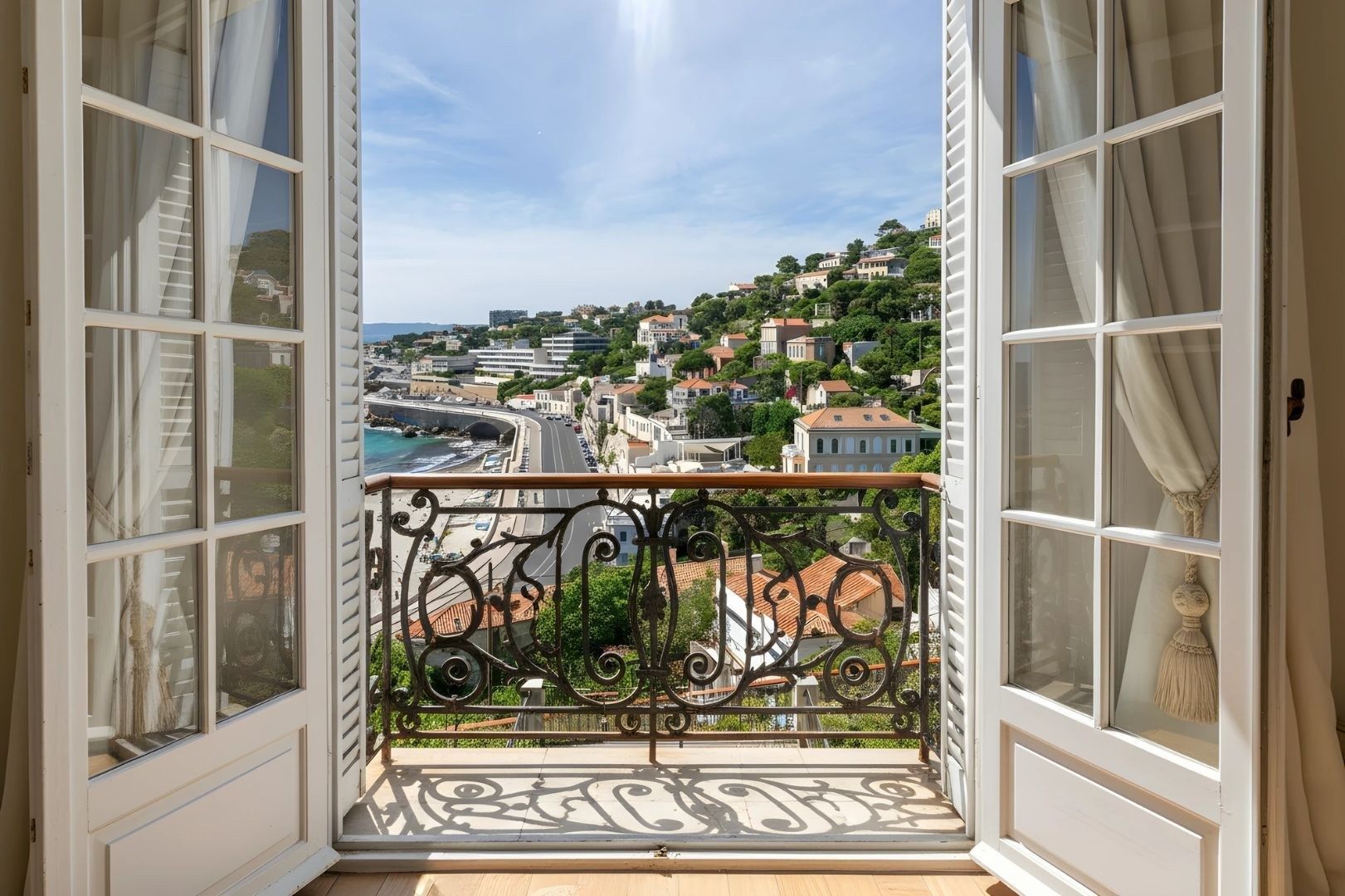 maison de maître 10 Pièces en vente sur MARSEILLE (13007)