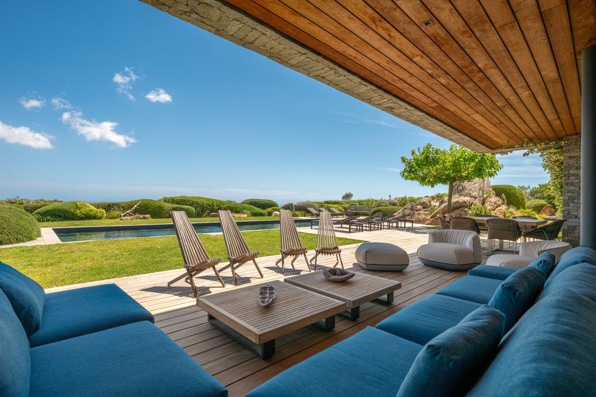 villa de luxe 7 Pièces en location saisonnière sur PORTO VECCHIO (20137)
