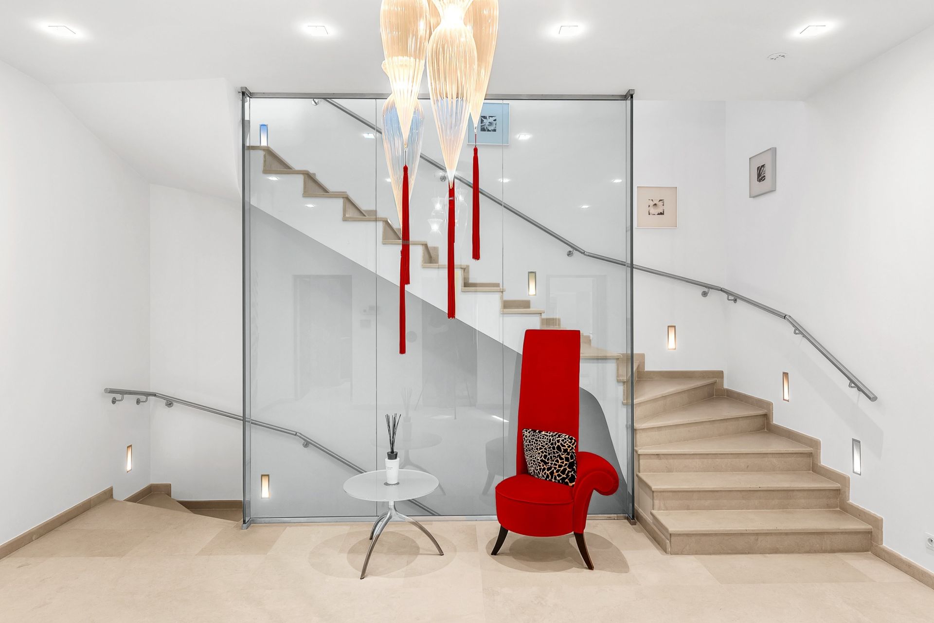 contemporary house 10 Rooms for sale on ROQUEBRUNE CAP MARTIN (06190)