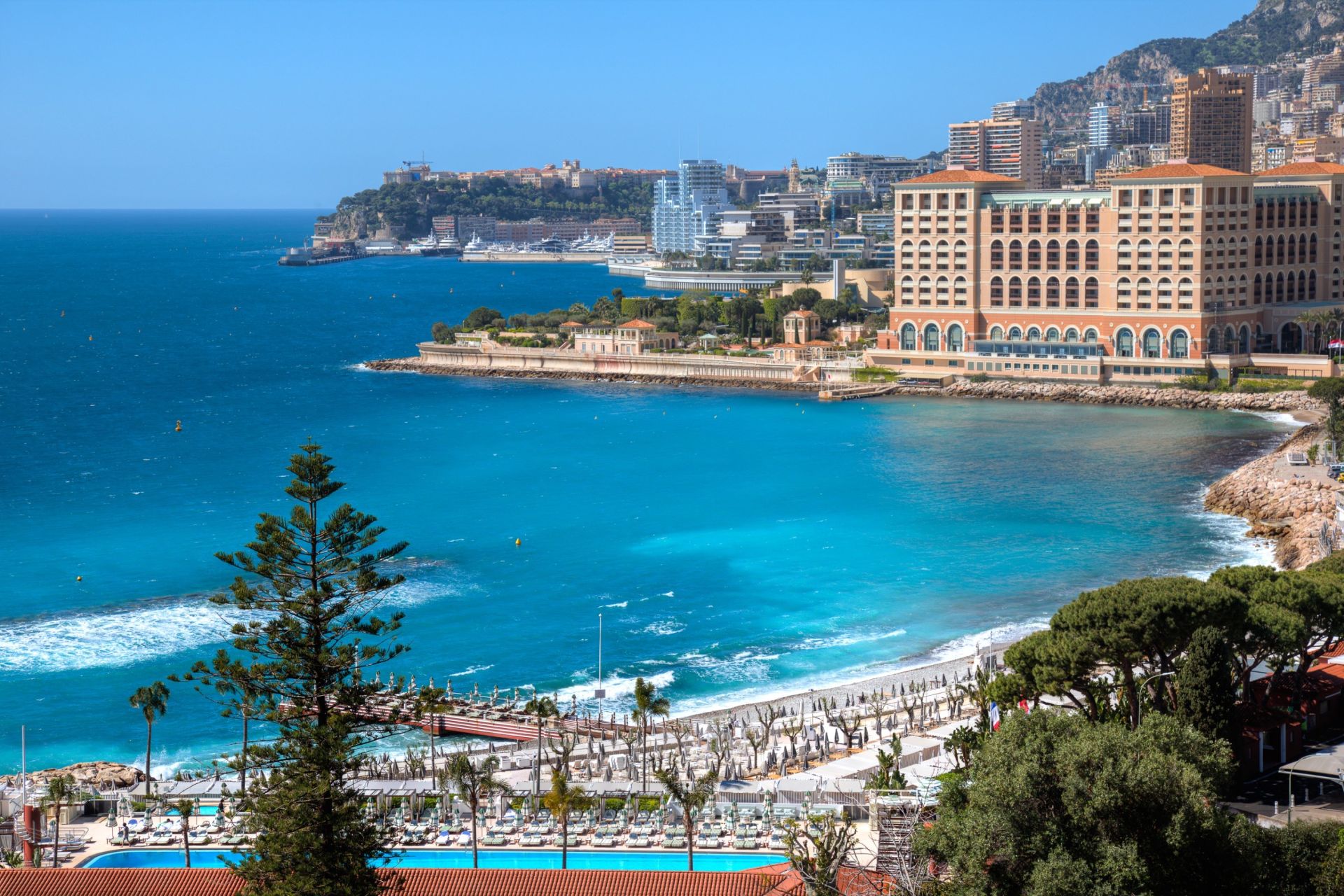 contemporary house 10 Rooms for sale on ROQUEBRUNE CAP MARTIN (06190)