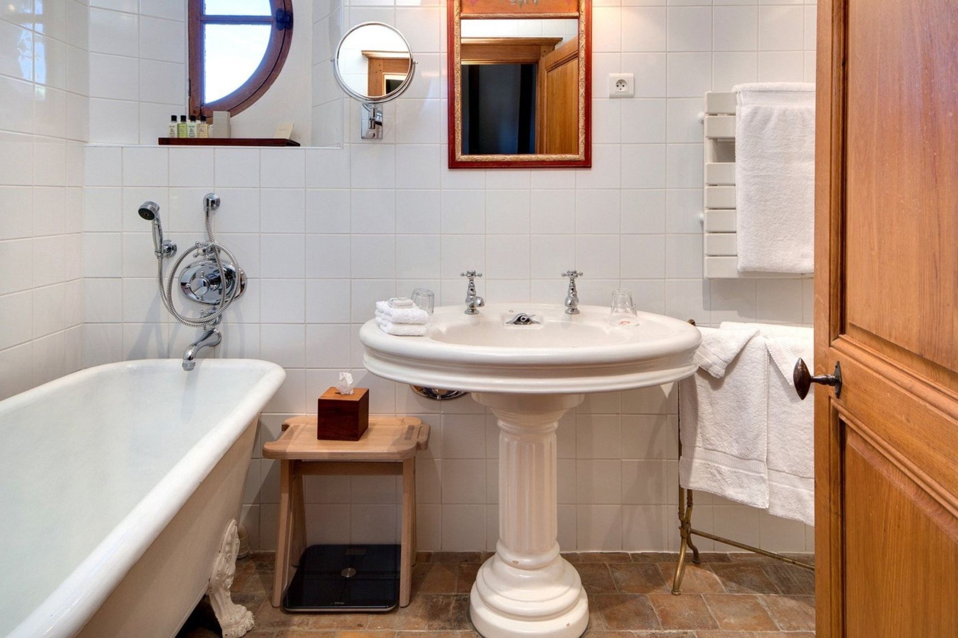 propriété de luxe 20 Pièces en vente sur TOUCY (89130)