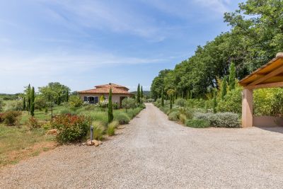 Sale Luxury villa Aups 6 Rooms 261 m²