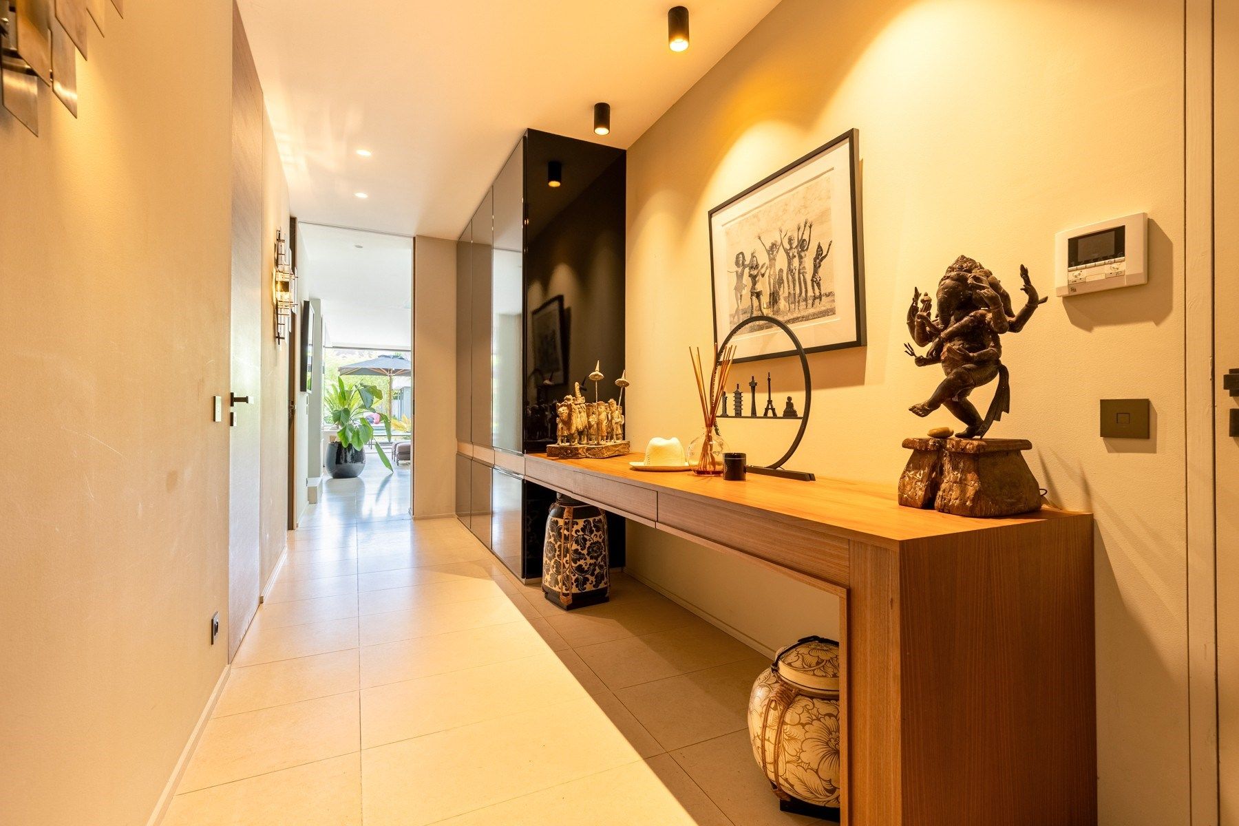 luxury house 8 Rooms for sale on BORDEAUX (33000)